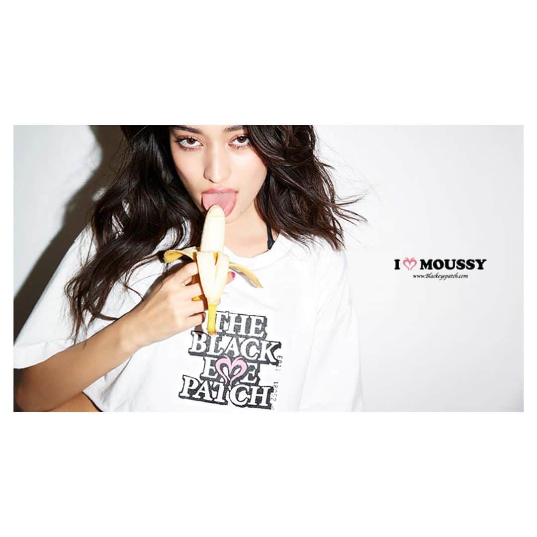 新田桂一のインスタグラム：「@moussyofficial  x @blackeyepatch  💋💋💋💋💋💋💋💋💋💋💋💋💋💋💋💋💋  最高の撮影をありがとうございました😊 スタッフの皆様、ありがとうございました😊 カッコイイ女性は買うしかないね❤️  🍌🍌🍌🍌🍌🍌🍌🍌🍌🍌🍌 🍌🍌🍌🍌🍌 🍌 TSUYOSHI NOGUCHI (Stie-lo) KEIICHI NITTA (ota office) ASASHI (ota office) @asashihair  YUKA WASHIZU (beauty direction) @yuka_washizu  SAKURA ENDO (Image Models) @offi.sakura  NAINA (WIZARD MODELS) @nainatri  YUJI HATAKEYAMA @yuji.hatakeyama」