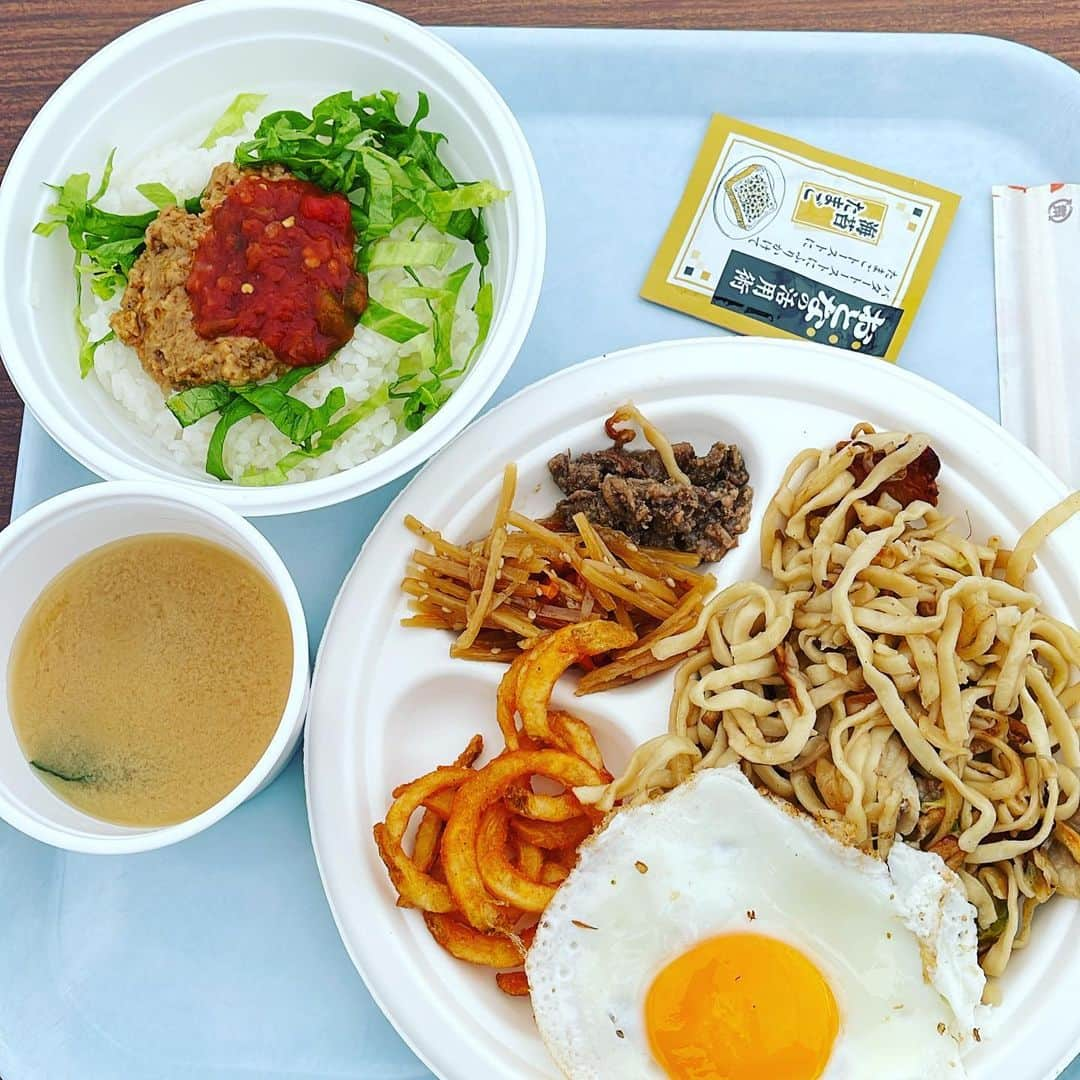 佐藤祐市さんのインスタグラム写真 - (佐藤祐市Instagram)「お昼ご飯は、コレでした‼️ #神戸ロケ #雨は上がったかな？ #でもまた降るみたい」4月6日 15時06分 - yuichi.satoh