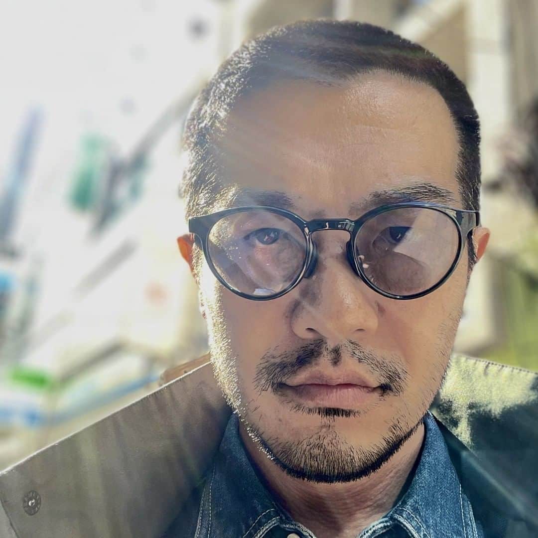 関幸治のインスタグラム：「いよいよ始まる #坊主 #丸刈り  #作品撮り  したいな 今のうちに」