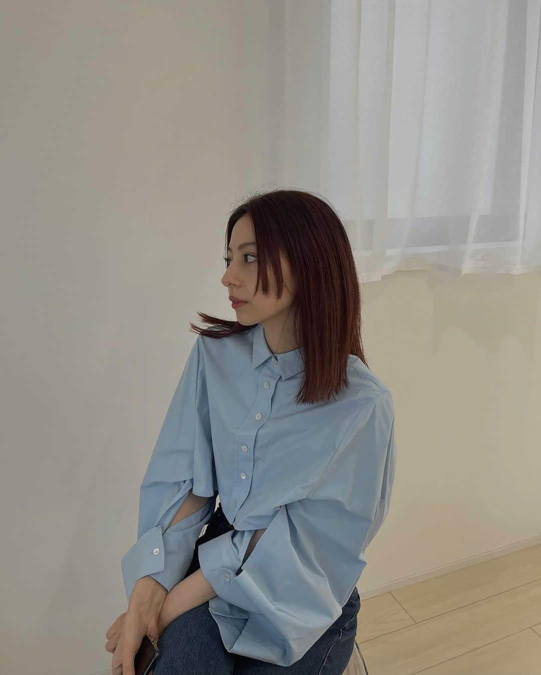 貴田理沙のインスタグラム：「new hair @fumiya_hair & new shirts @ishi.lisalisa 🦕🥣💧 久しぶりに嬉しいことがあってるんるんな今日です🥹🫶」