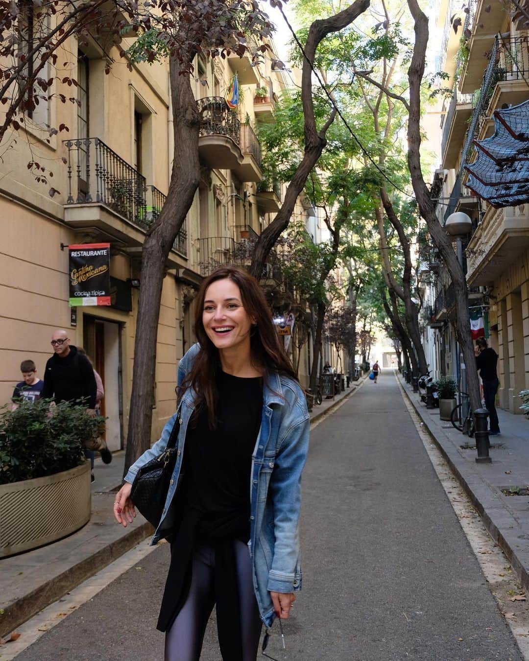 Sedef Avciのインスタグラム：「Şöyle güzelll bir #tbt olmasın mı?」