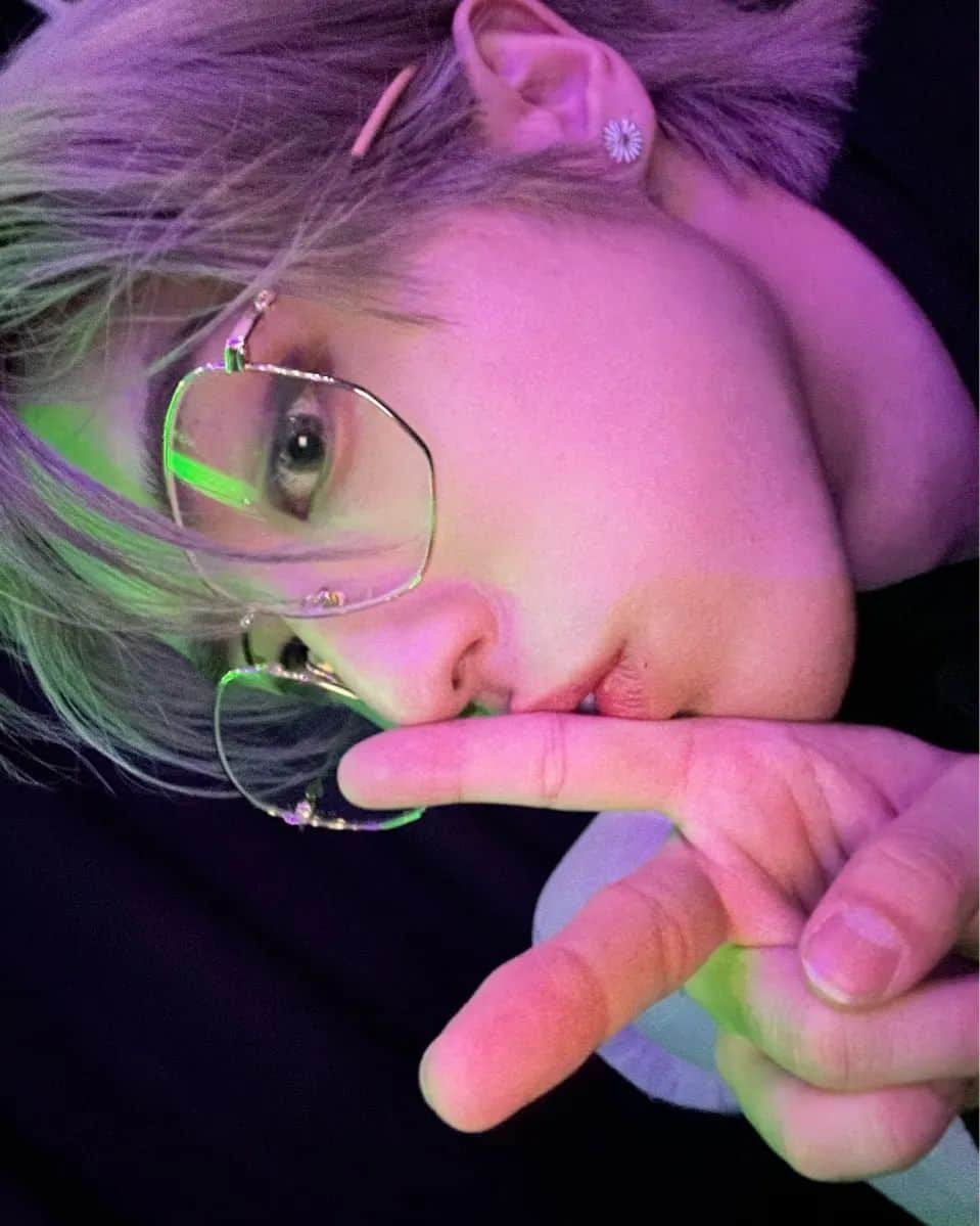 Stray Kidsさんのインスタグラム写真 - (Stray KidsInstagram)「Hi #loveyou#STAY#MANIAC」4月7日 1時20分 - realstraykids