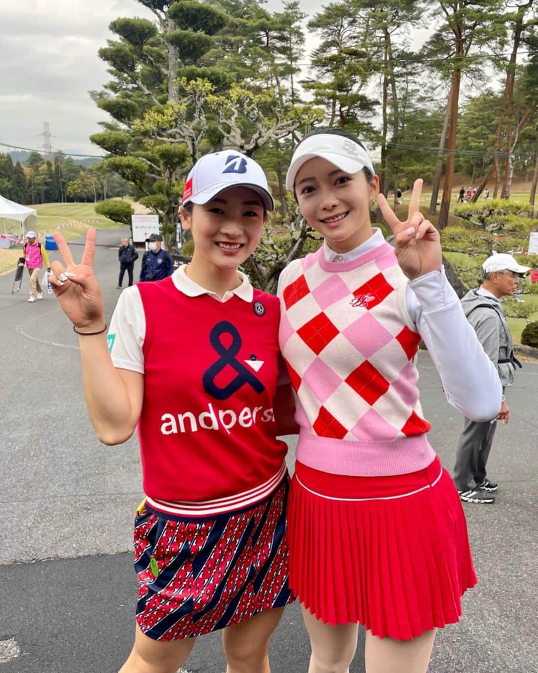 のインスタグラム：「私たち、明日頑張ろう!💪🏽」