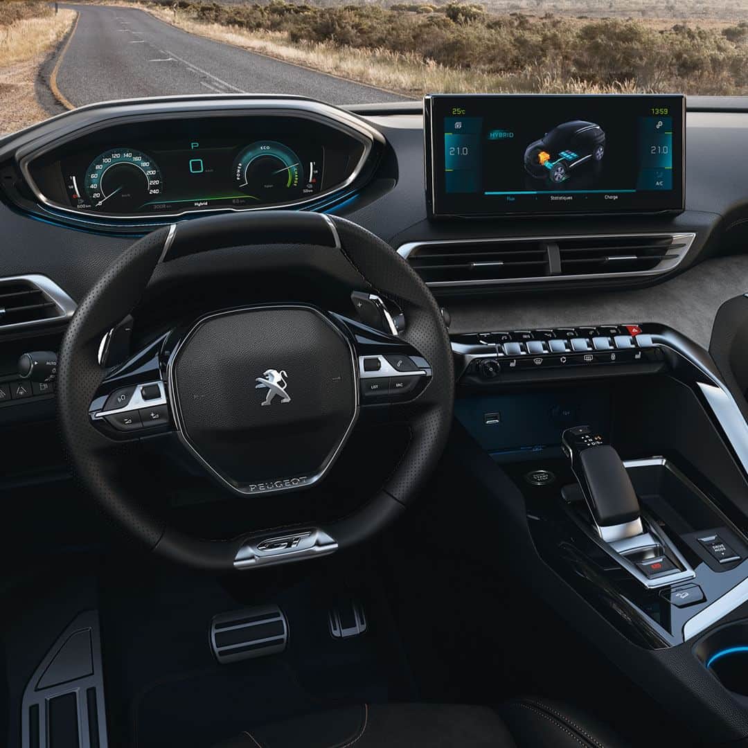 Peugeot_jpのインスタグラム：「プジョーが上質なインテリアにこだわるのは、運転の愉しさを感じてほしいから。  #Peugeot #プジョー  #プジョー3008」