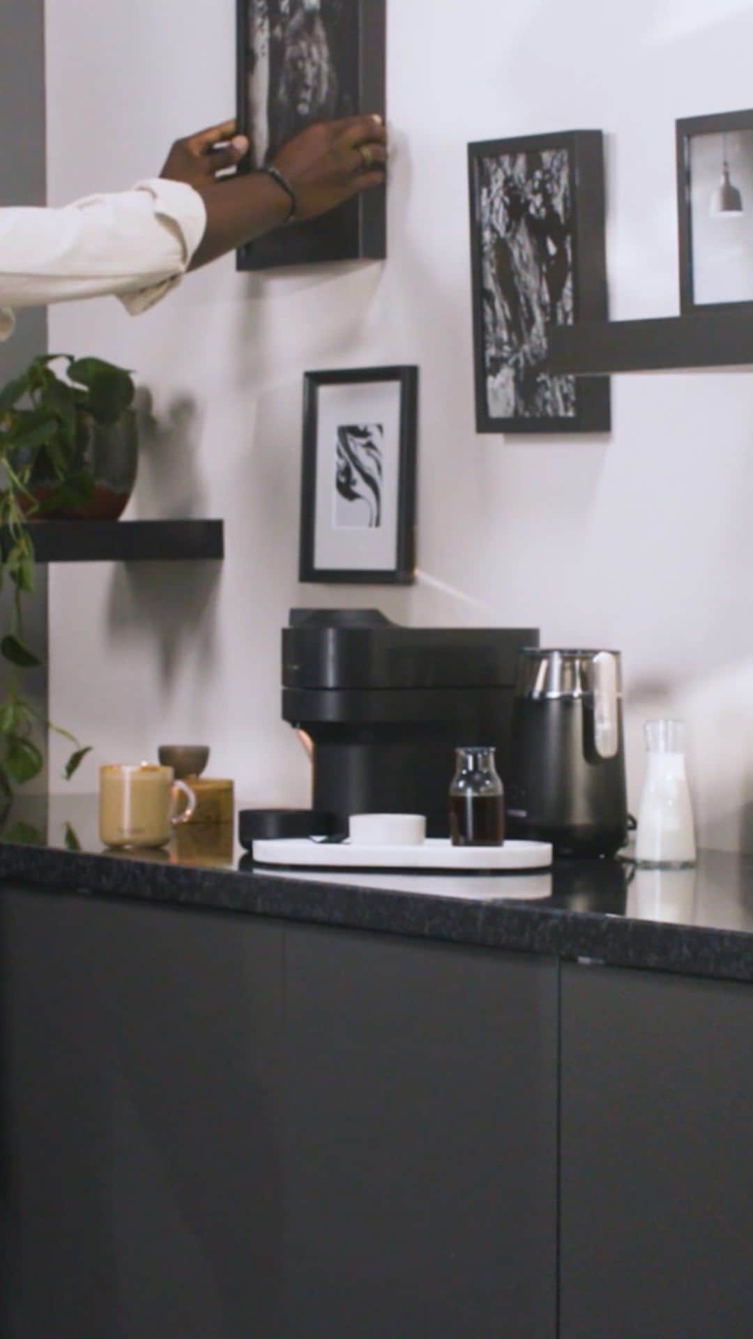 Nespressoのインスタグラム：「How do you style your coffee corner?   For @iansangala , it’s all about a sleek and sophisticated look, making the Liquorice Black Vertuo Pop the perfect match. What’s your match?  #Nespresso #VertuoPOP  #NespressoVertuo」