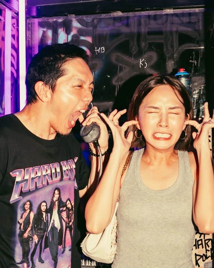 バイトゥーイ・ズワピットのインスタグラム：「ค่ำคืนนั้น⚡️💥💓⭐️」