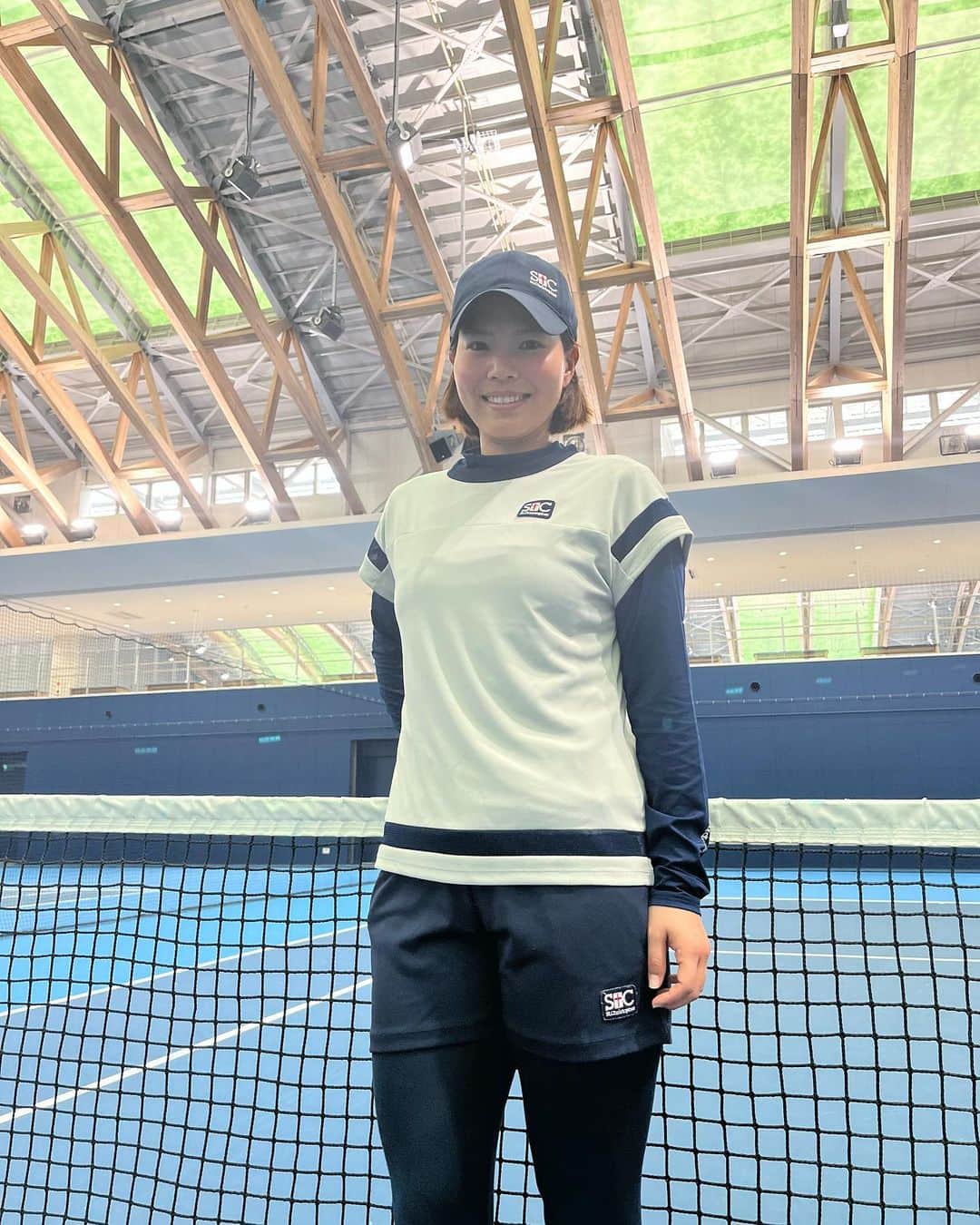 尾崎里紗のインスタグラム：「@stchristopher.tennis  久々の有明🎾 ⁡」