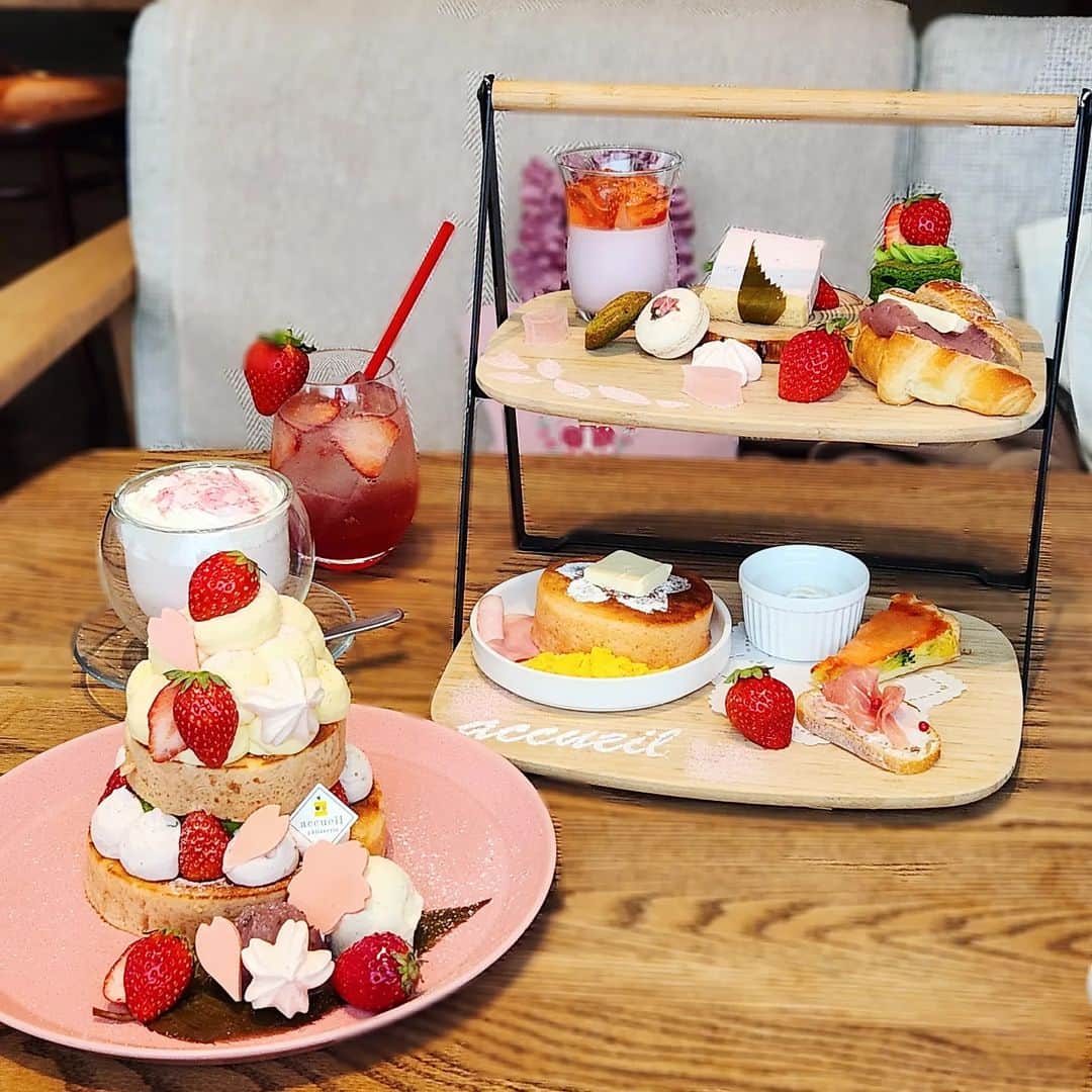 ミスター黒猫（黒猫仙人）のグルメインスタ