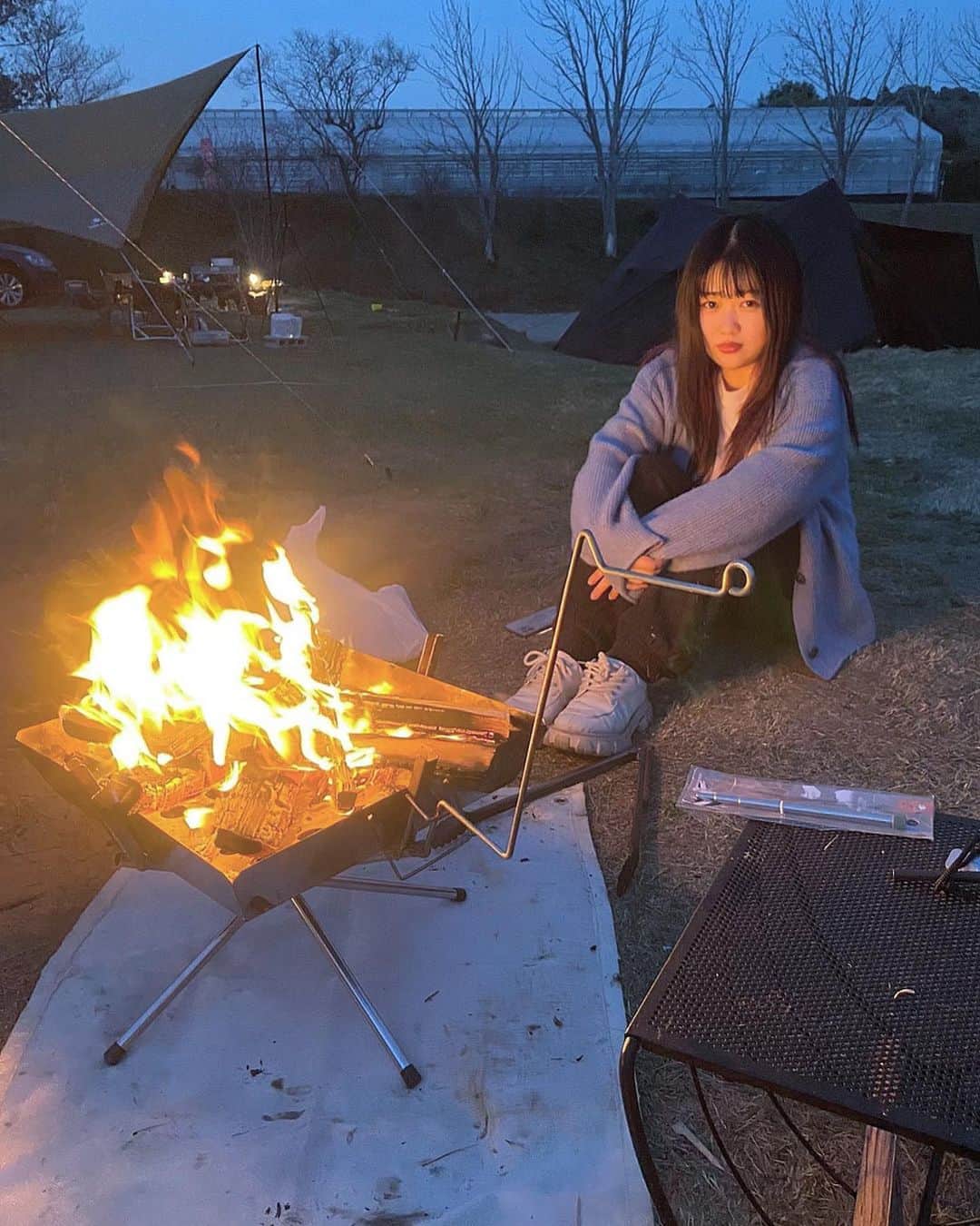 広瀬彩海のインスタグラム：「おとキャン めちゃくちゃ楽しかった、 戦国送球の疲れが癒されました。。 初めてキャンプしたのですが楽しいですね、、また行きたいなあ〜 素敵な写真たくさんとれた、最後の写真は説明すると長くなる謎写真です。」