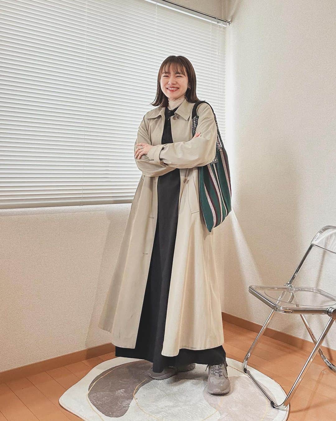 のインスタグラム：「ㅤㅤㅤㅤㅤㅤㅤㅤㅤㅤㅤㅤㅤ ㅤㅤㅤㅤㅤㅤㅤㅤㅤㅤㅤㅤㅤ outer : #yuw dress : #used inner : #junoah bag : #marni #marnimarket sneakers : #810s ㅤㅤㅤㅤㅤㅤㅤㅤㅤㅤㅤㅤㅤ ずるずるワンピにずるずるコート♡ シンプルな分、MARNI MARKETのバッグでアクセントを😌 ㅤㅤㅤㅤㅤㅤㅤㅤㅤㅤㅤㅤㅤ #kaho_fashion」