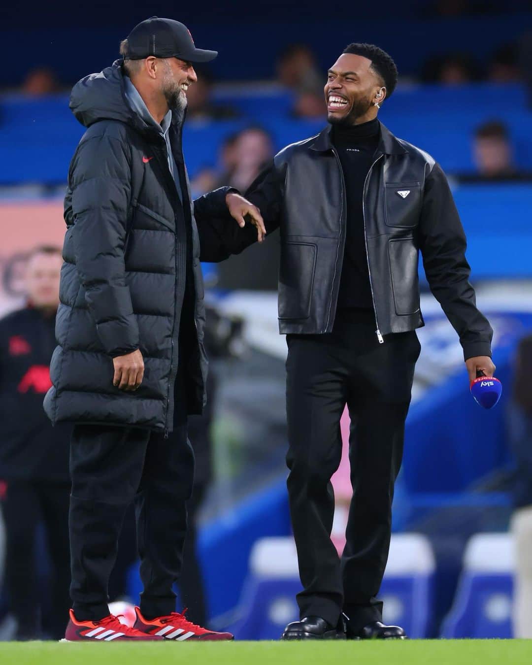ダニエル・スタリッジのインスタグラム：「Blown away by all the love and positive feedback for my 2nd appearance on @skysports. Was good to see everyone from both of my former teams. Banter and memories galore!   P.s if you thought this outfit choice was controversial, thank God I didn’t wear my first choice 😂🤣」