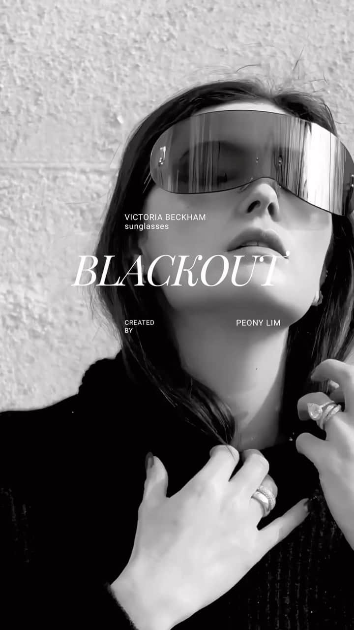 ペオニー・リムのインスタグラム：「It’s a new day.  #peonylimstyle  📹 @kitleephoto」