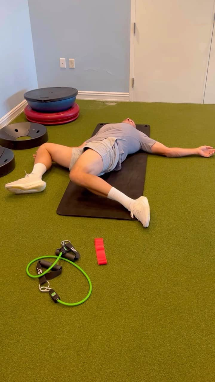 リー・ウエストウッドのインスタグラム：「Mobility and flexibility are at the forefront of every workout I do💪🏼 Try the new golf path on @pliability_ to improve yours」