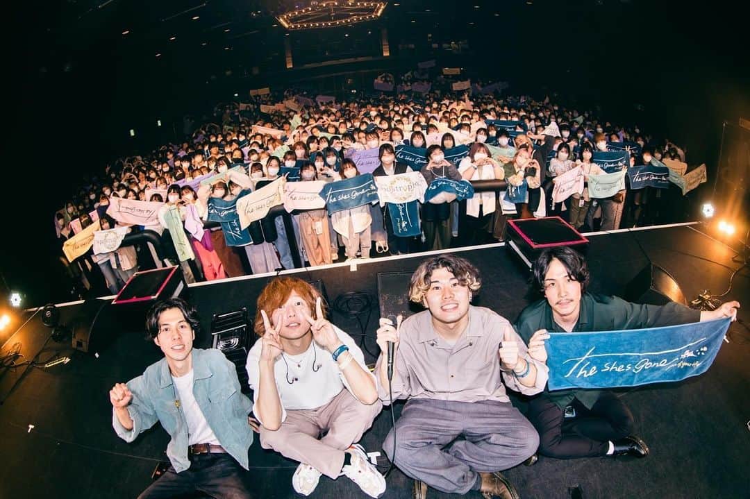 the shes goneさんのインスタグラム写真 - (the shes goneInstagram)「2023.04.06 名古屋 DIAMOND HALL 「PART OF YOUR HEART TOUR 2023」  ツアー5本目の名古屋公演ありがとうございました！  みんなの暖かい声援と拍手が届いて、パワーをたくさんもらっちゃったな😌  7/11(火)の対バンツアー名古屋公演も待ってます！マサキ  photo by @yusuke_mphoto   #theshesgone #シズゴ #PARTOFYOURHEARTTOUR2023」4月6日 23時07分 - the_shes_gone