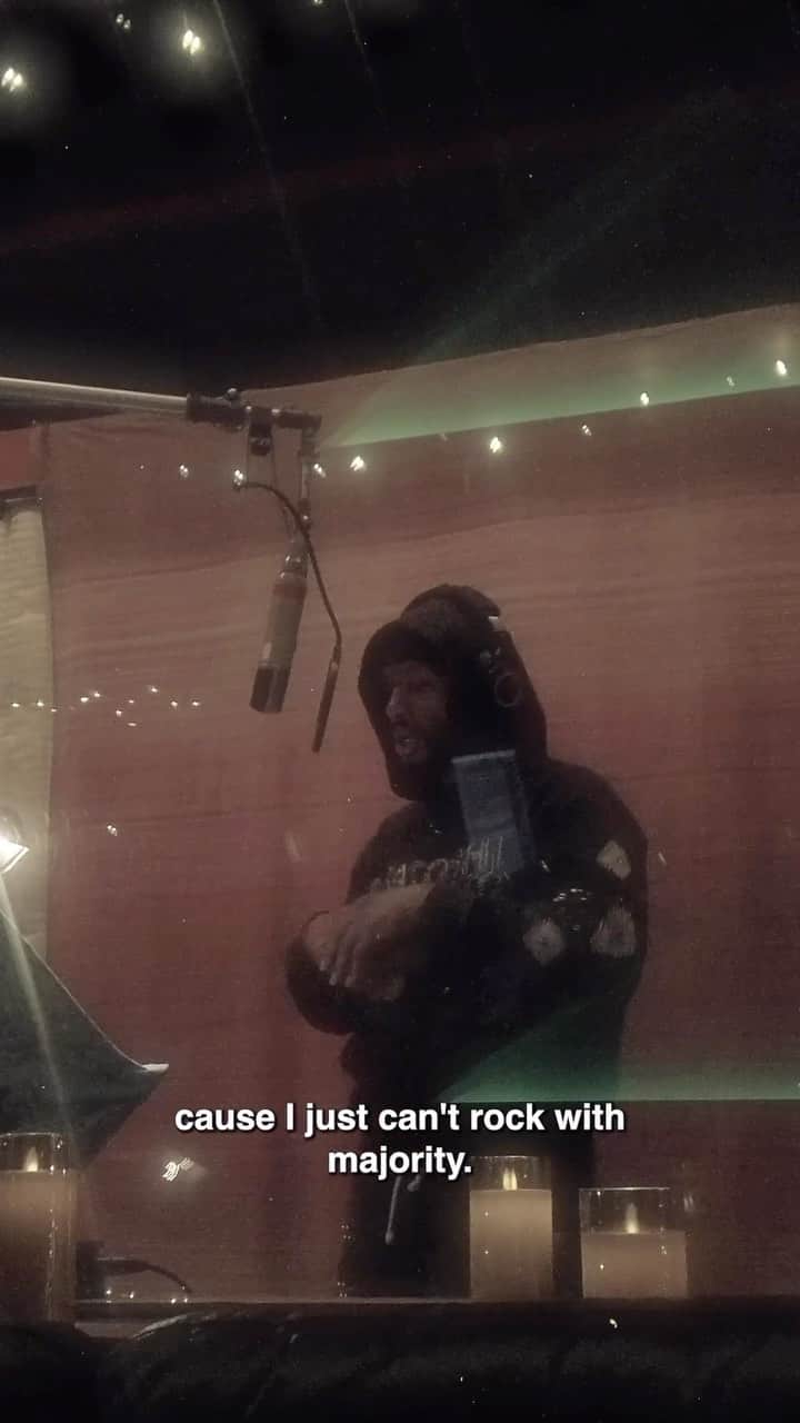 デイミアン・リラードのインスタグラム：「Silent Hill freestyle  Album ⌚️  🎥 @keonimars   #DameDOLLA #FrontPageMusic」