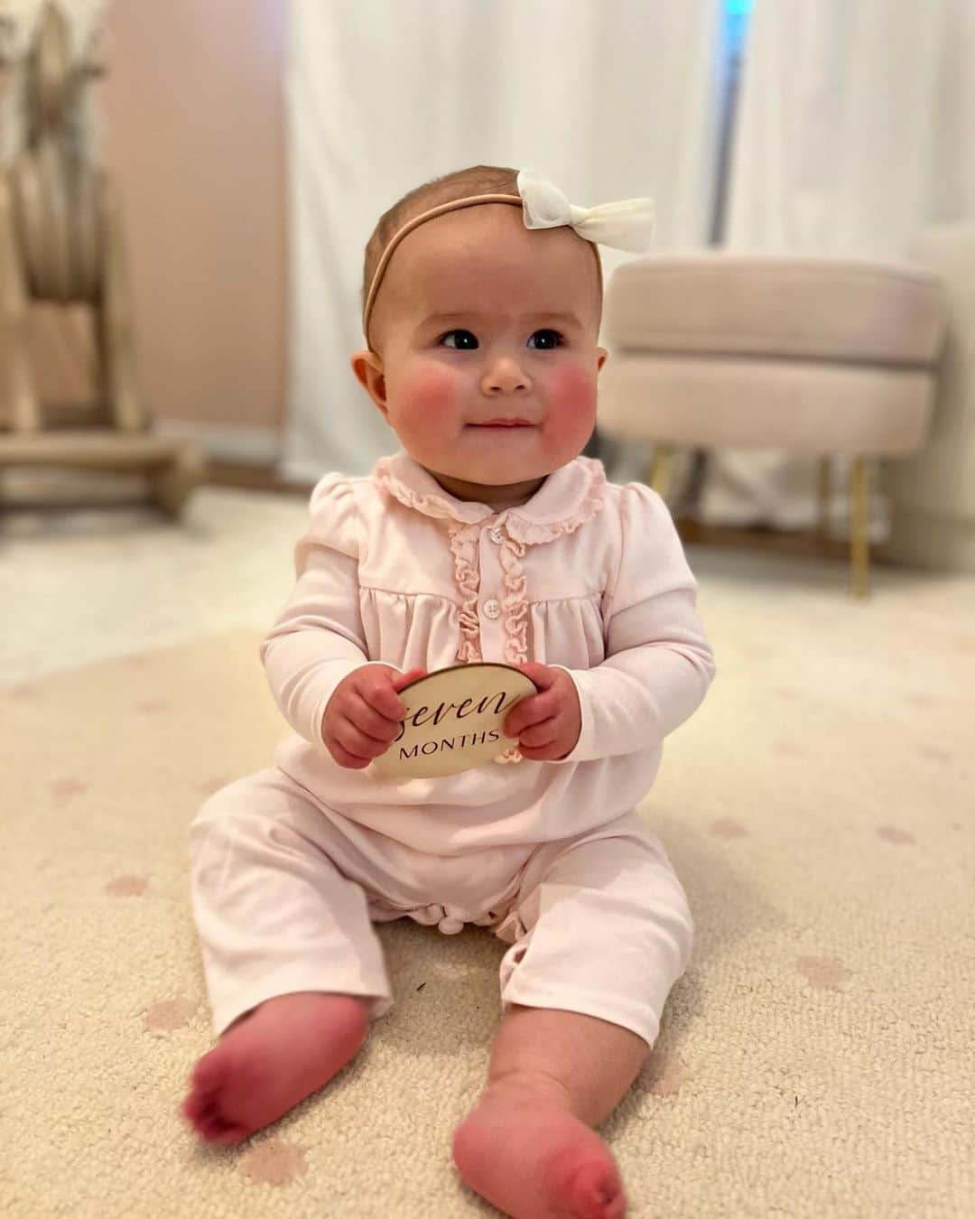 ネイサン・エイドリアンのインスタグラム：「Baby Brooklyn is 7 months old already! Where has the time gone!」