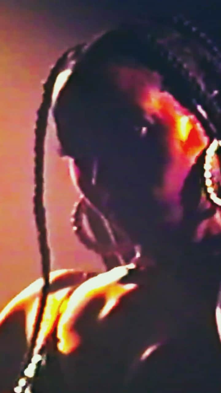 アレッソのインスタグラム：「Caught A Body with @tydollasign drops TONIGHT」