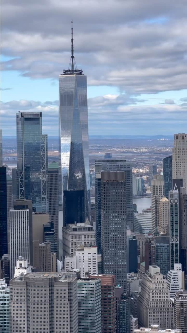 nyonairのインスタグラム：「This isn’t our first time around 🚁✨   #reels #reelsinstagram #nyc #newyorkcity」
