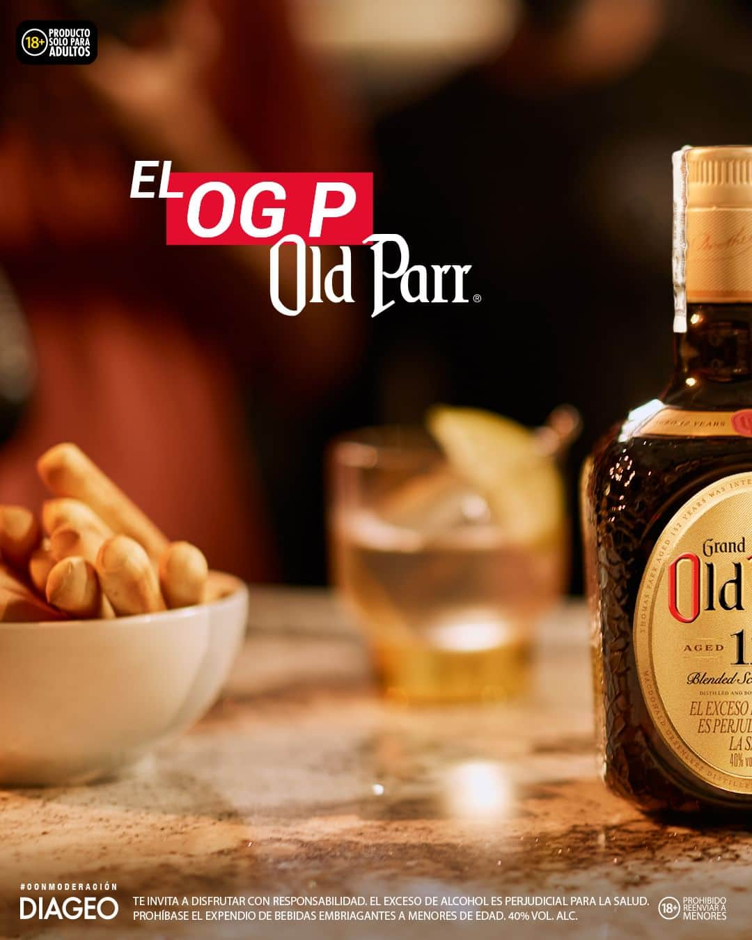 Old Parr Oficialのインスタグラム：「Cambia el guion de tus días festivos y prueba esta forma refrescante para disfrutar de momentos inolvidables junto a #OldParr​ ​ ¿Con quién compartirás este cóctel?​ ​  #Whisky」