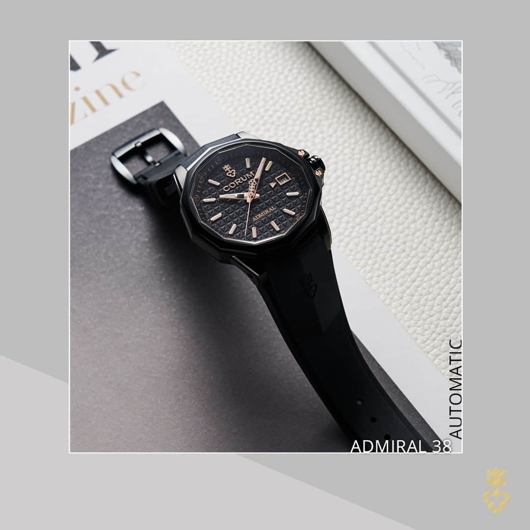 コルムのインスタグラム：「NEW #unisexwatch: #Admiral 38 Automatic full black highlighted with a touch of gold color - Ref. A082/04368 - 082.202.95/F371 AN25 - Discover online: shorturl.at/gsQW1 - #CorumWatches #RiskIsTheReward」