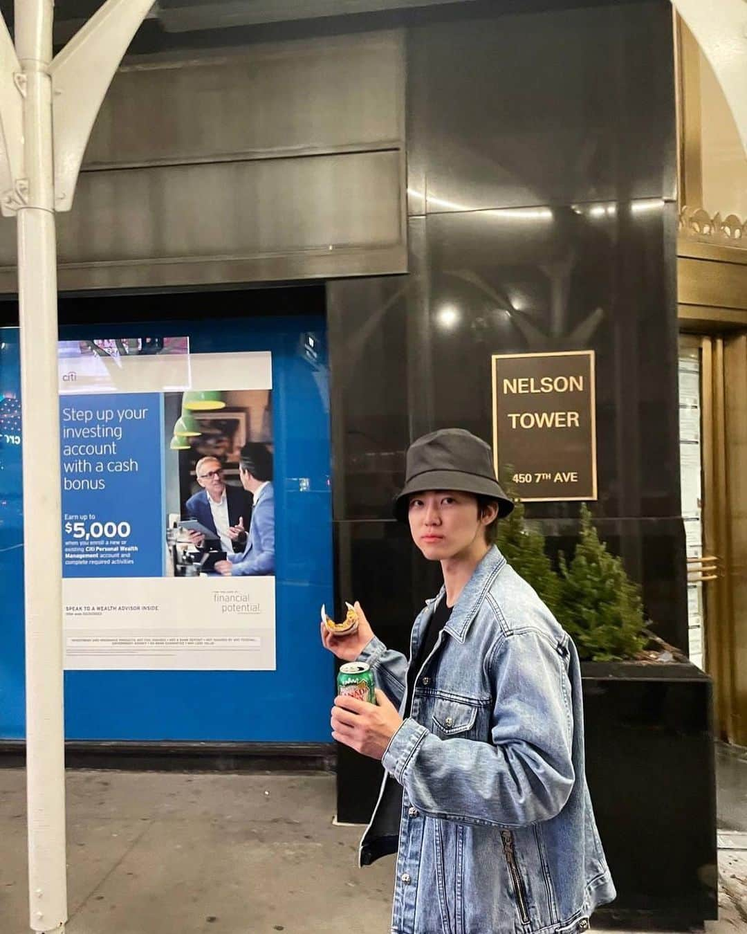 ジェミンさんのインスタグラム写真 - (ジェミンInstagram)「NEWARK🇺🇸 I already miss you !!🥹」4月7日 11時48分 - na.jaemin0813