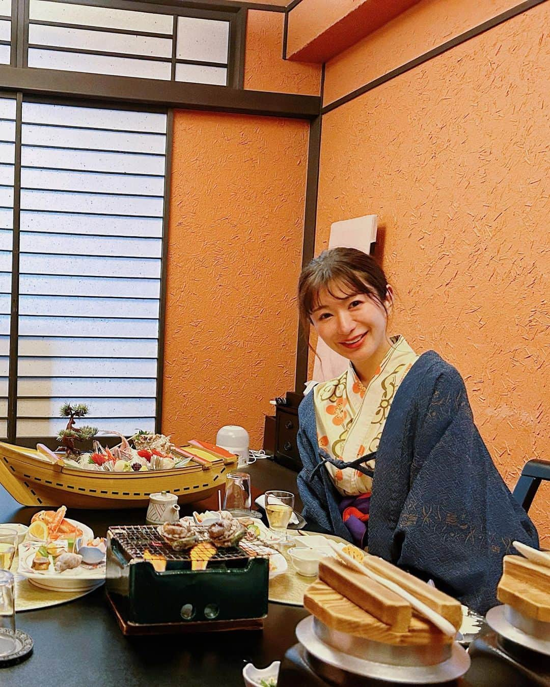 中村江莉香さんのインスタグラム写真 - (中村江莉香Instagram)「35歳になりました🤍  100歳まで生きるので、残り65年の人生🫣🤍🤍  皆様これからも末長く..仲良くして下さい😆🌷  #19880407 #35才 #温泉の旅 #お誕生日プレゼント#西伊豆 #海鮮 #0407 #20230407 #お誕生日 #誕生日お祝いありがとう #雨 #雨女 #旅行 #えりか旅行 #温泉 #西伊豆 #伊豆温泉 #温泉の旅♨️ #ちゃぷちゃぷ広場 #西伊豆旅行 #西伊豆温泉 #西伊豆ドライブ #ビール好き #飲兵衛旅 #飲兵衛女子 #飲兵衛のパワースポット #温泉 #35歳 #35歳独身女性 #女性経営者 #女子 #伊豆温泉 #静岡観光」4月7日 11時40分 - erica_nakamura