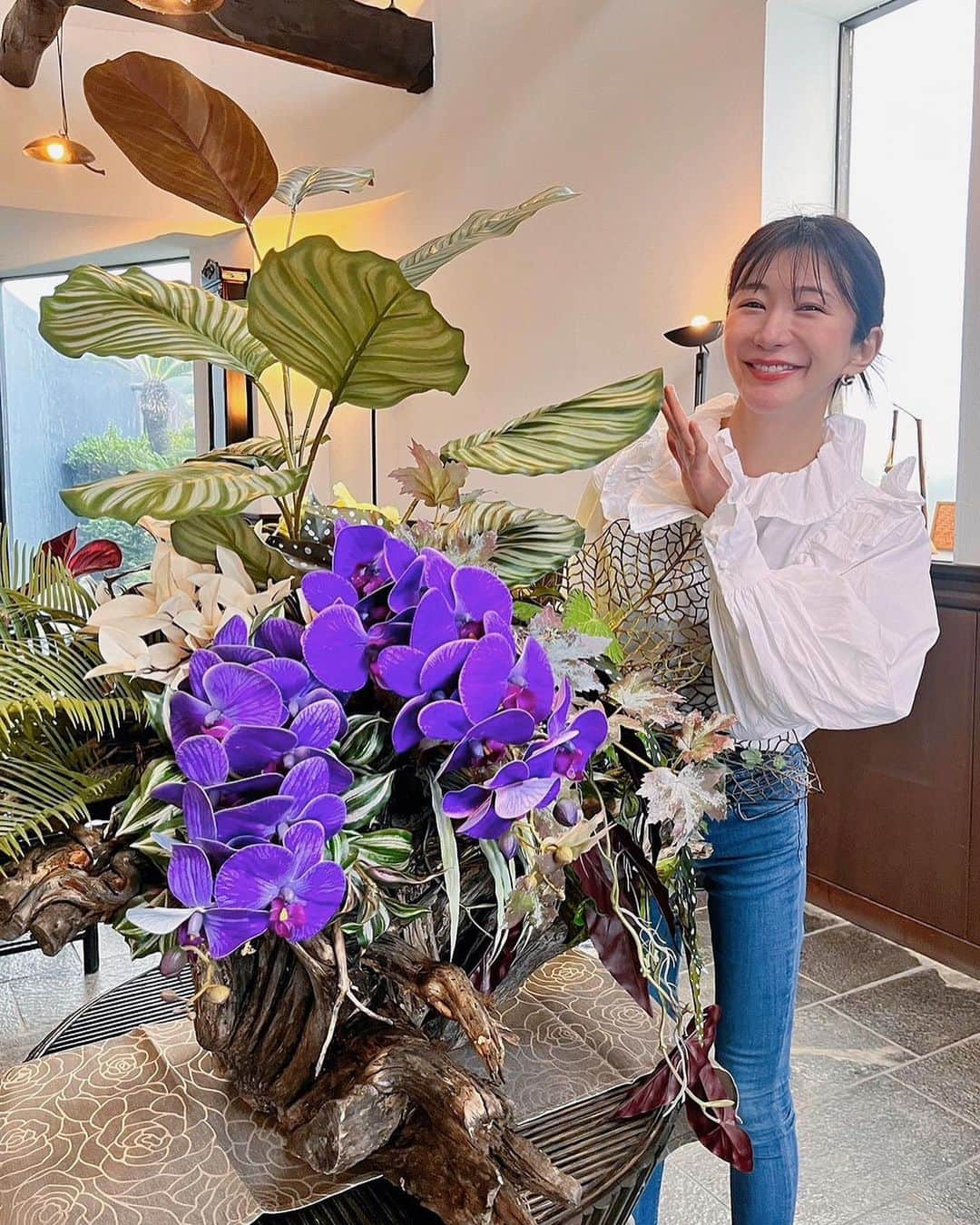 中村江莉香さんのインスタグラム写真 - (中村江莉香Instagram)「35歳になりました🤍  100歳まで生きるので、残り65年の人生🫣🤍🤍  皆様これからも末長く..仲良くして下さい😆🌷  #19880407 #35才 #温泉の旅 #お誕生日プレゼント#西伊豆 #海鮮 #0407 #20230407 #お誕生日 #誕生日お祝いありがとう #雨 #雨女 #旅行 #えりか旅行 #温泉 #西伊豆 #伊豆温泉 #温泉の旅♨️ #ちゃぷちゃぷ広場 #西伊豆旅行 #西伊豆温泉 #西伊豆ドライブ #ビール好き #飲兵衛旅 #飲兵衛女子 #飲兵衛のパワースポット #温泉 #35歳 #35歳独身女性 #女性経営者 #女子 #伊豆温泉 #静岡観光」4月7日 11時40分 - erica_nakamura