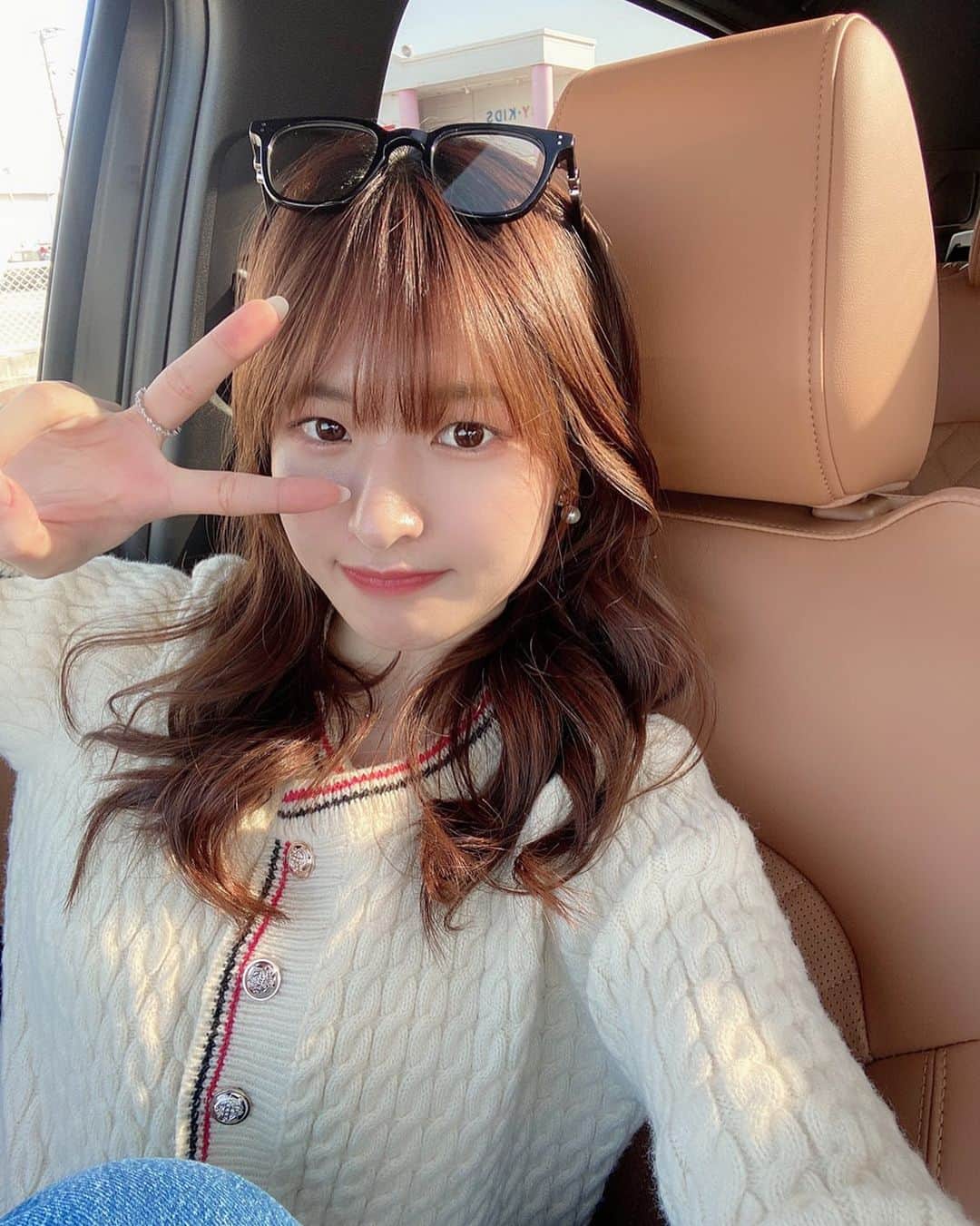 のインスタグラム：「🖤💗  おはよう〜🌞  最近毎日充実しております🫣  そして明日はBLACKPINKのライブだ〜😭💘 楽しすぎてこの日のためにたくさん頑張った🫣  明日参戦するBLINK会えたらいいな〜 楽しもうねっ🤍🎀  #blackpink  #blink #blinkjapan  #blackpinktokyodome」