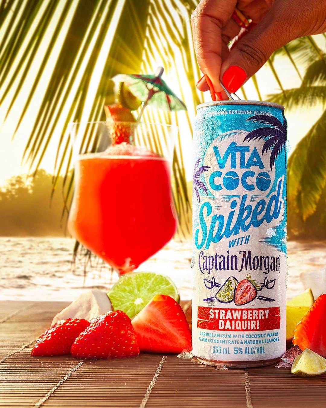 Vita Coco Coconut Waterのインスタグラム：「Easiest. Cocktail. Ever. All you need is to crack open a @vitacoco Spiked with @captainmorganusa Strawberry Daiquiri 🍓」