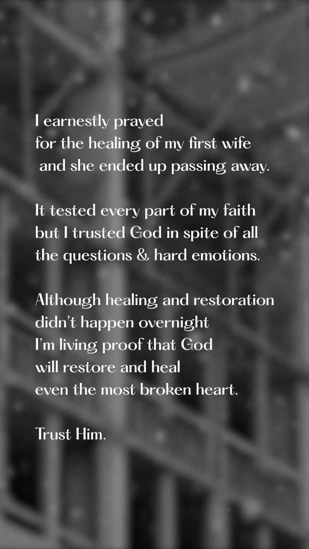 ダニー・ゴーキーのインスタグラム：「Are you dealing with heartbreak and unanswered prayers?   Even though I earnestly prayed for the healing of my first wife, she still ended up passing away. It tested every part of my faith, but I trusted God in spite of all the questions & hard emotions. I’m living proof that God can and WILL restore and heal even the most broken heart.   I pray that this song is an encouragement to you as you walk through your own dark times of not knowing. Trust God, hold onto peace, and believe that He IS working for your good!  #StayStrong #Faith #Trust #Hope #Peace #Prayer #GodIsInControl #DannyGokey」