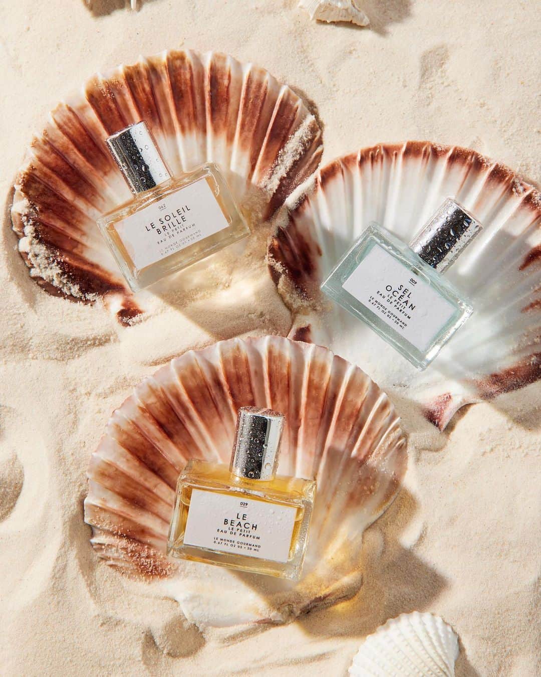 Urban Outfittersさんのインスタグラム写真 - (Urban OutfittersInstagram)「Because who doesn't want to smell like you're hanging out on the beach every day? 🌞🌊🐚 Shop the new Gourmand Le Petite summer fragrance collection at the link in bio. #UOBeauty」4月7日 9時43分 - urbanoutfitters