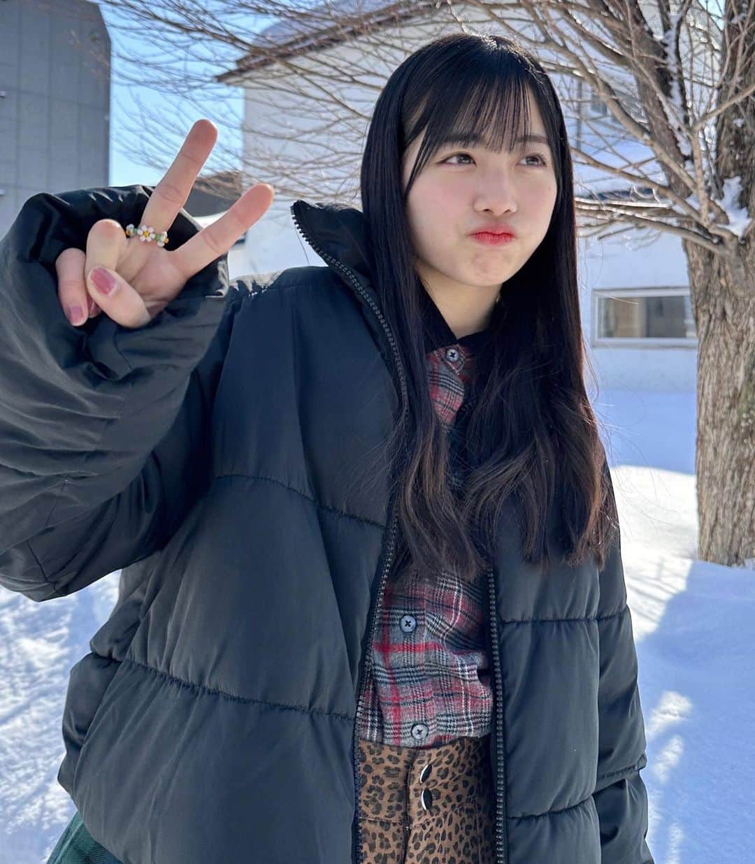 伊勢鈴蘭のインスタグラム：「地元北海道〜！！冬はやっぱし、さびーなあ！！(前に帰った時の)」