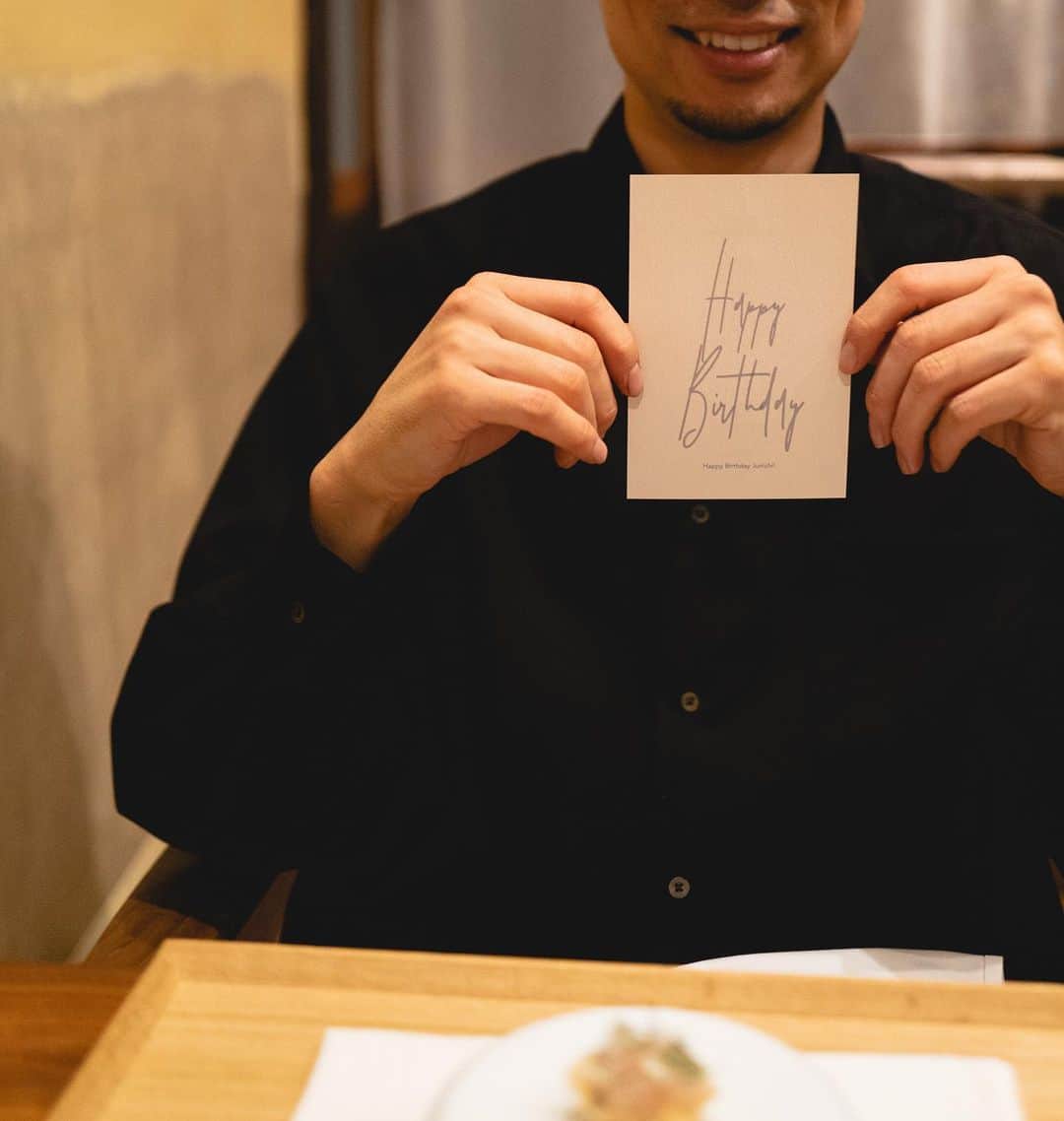 大瀧彩乃さんのインスタグラム写真 - (大瀧彩乃Instagram)「・ Happy Birthday 🌼  気になっていたBiniさんでお祝い🥂 京都大原の食材をベースにしたお料理をいただきました。 大好きな発酵ジュースもたくさん揃っていて、全部制覇できたかな🍾  素敵なお店だったのでハッピーバースデーの歌は小声で🗣️  また大切な日に👋」4月7日 20時55分 - _ayanootaki_