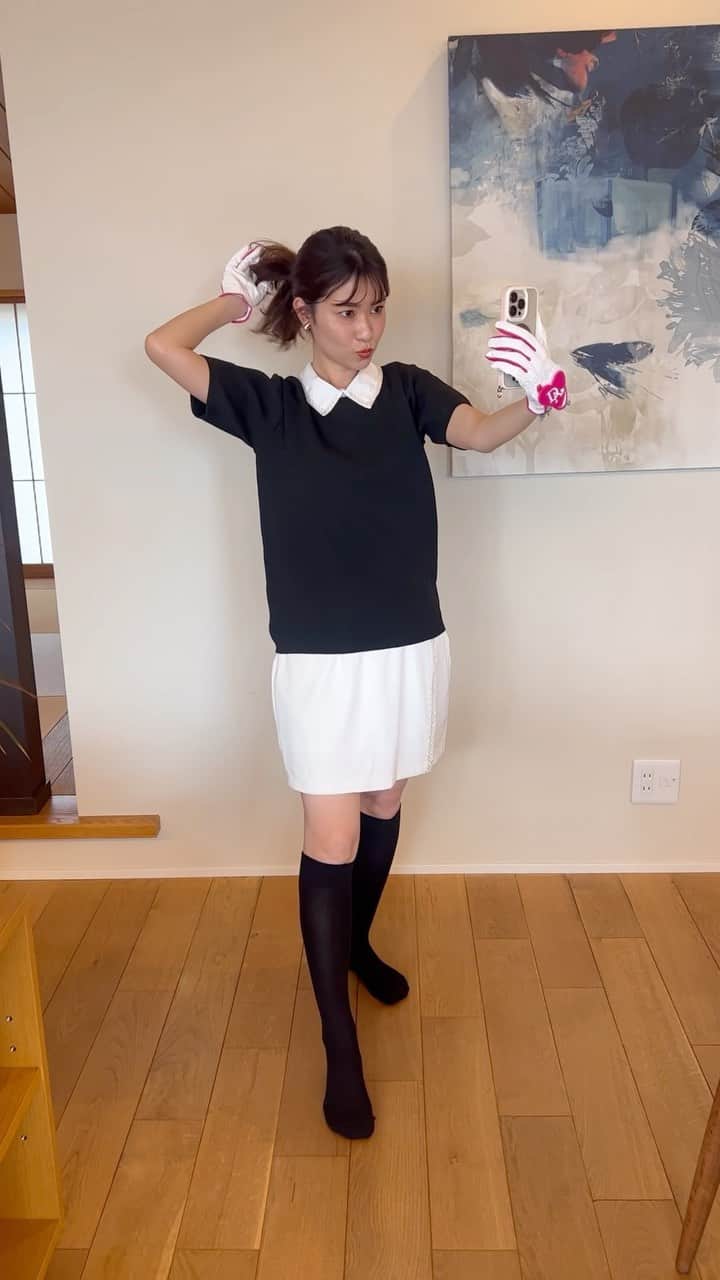 吉田奈央のインスタグラム：「ゴルフ女子⛳️  なんと！ ゴルフデビューしました😆💕  っていっても形だけ…。 だってゴルフウェアが可愛いんだもん😏❤️  @douxavenir_golf   #ゴルフ#ゴルフウェアゴルフ#ゴルフ女子#ゴルフウェア#ゴルフ初心者#ゴルフあるある#ゴルフデビューしました」
