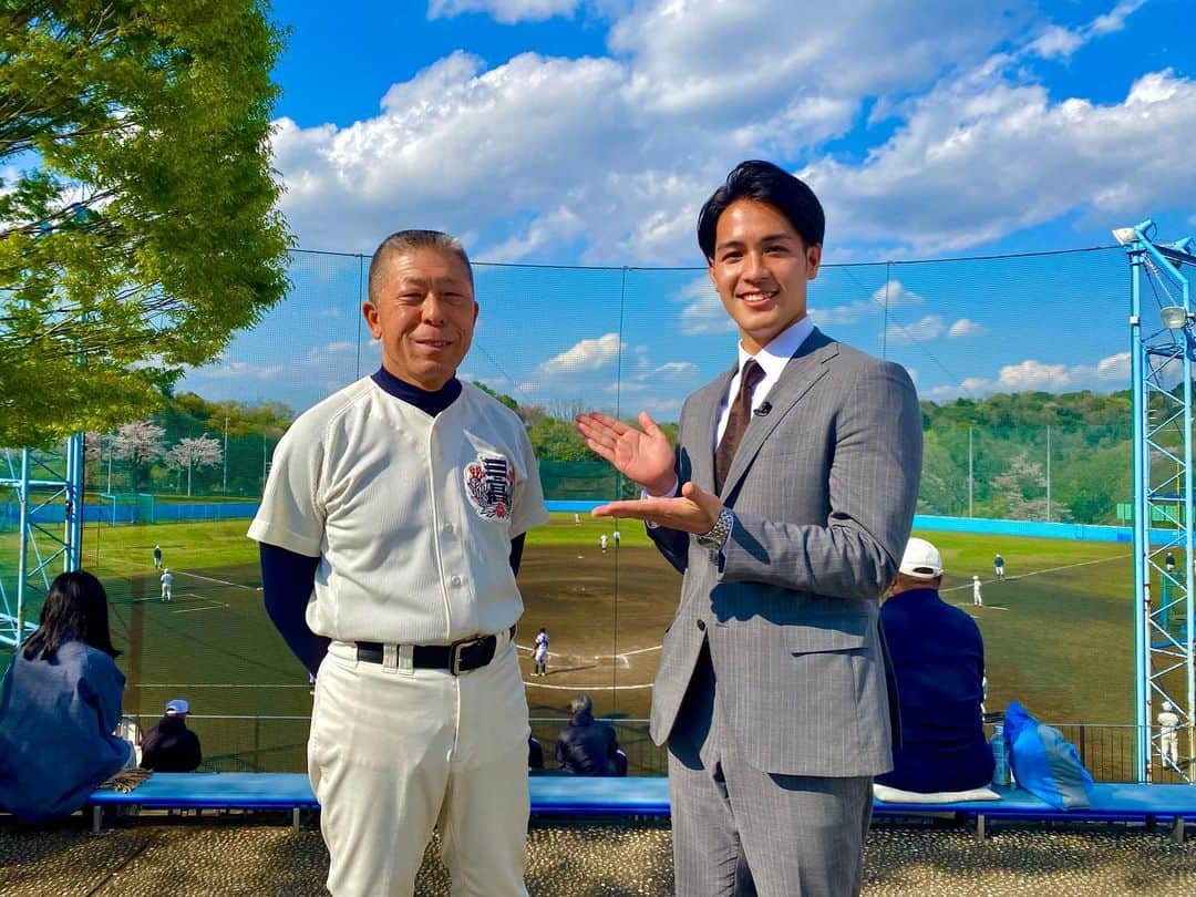 武隈光希さんのインスタグラム写真 - (武隈光希Instagram)「. 小倉監督 「野球は楽しいんだということをこれからも子供たちに伝えていきたい」 . . . 3月末でご勇退した日大三高、小倉監督に先日インタビューしてきました！  WBC期間中での取材で、侍ジャパンや大谷選手についての思い、そして、今後の野球界についても愛情深く優しい目でお話していただきました。  私自身高校球児の頃から、甲子園を2度制した小倉監督のことは存じ上げていて、このご勇退のタイミングでお話を伺うことができ、とても光栄でした。  最後には、「WBCでできた波に私も乗って、野球の楽しさをこれからも子供達に伝えていきたい」と力強くお答えいただきました。  聖地で37の勝ちを積み重ねた名将小倉監督の目には、次なる夢がハッキリと見えているように感じました。  #日大三高 #小倉監督」4月7日 19時31分 - mitsuki.takekuma_ex