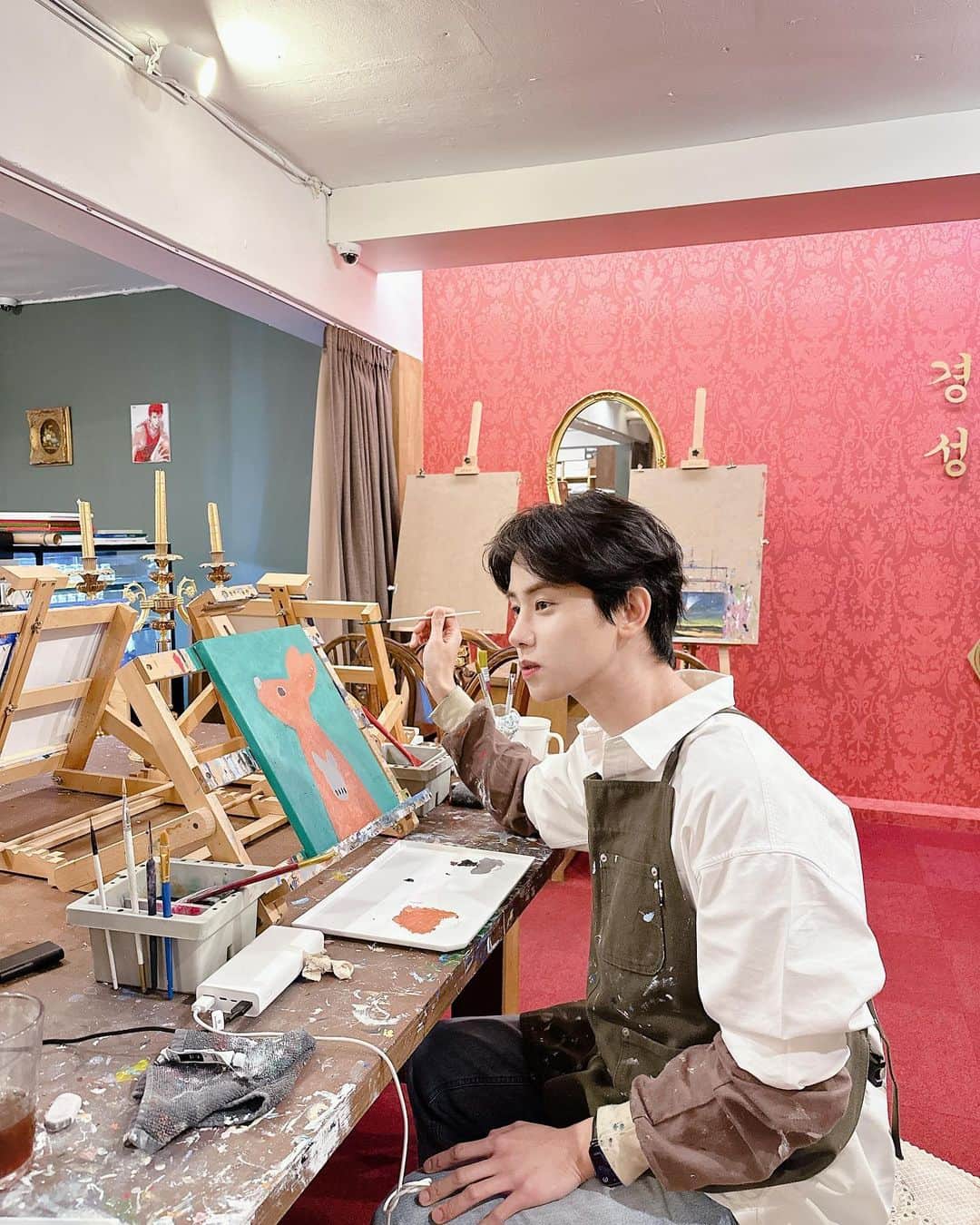 コ・ホジョンのインスタグラム：「그림놀이」