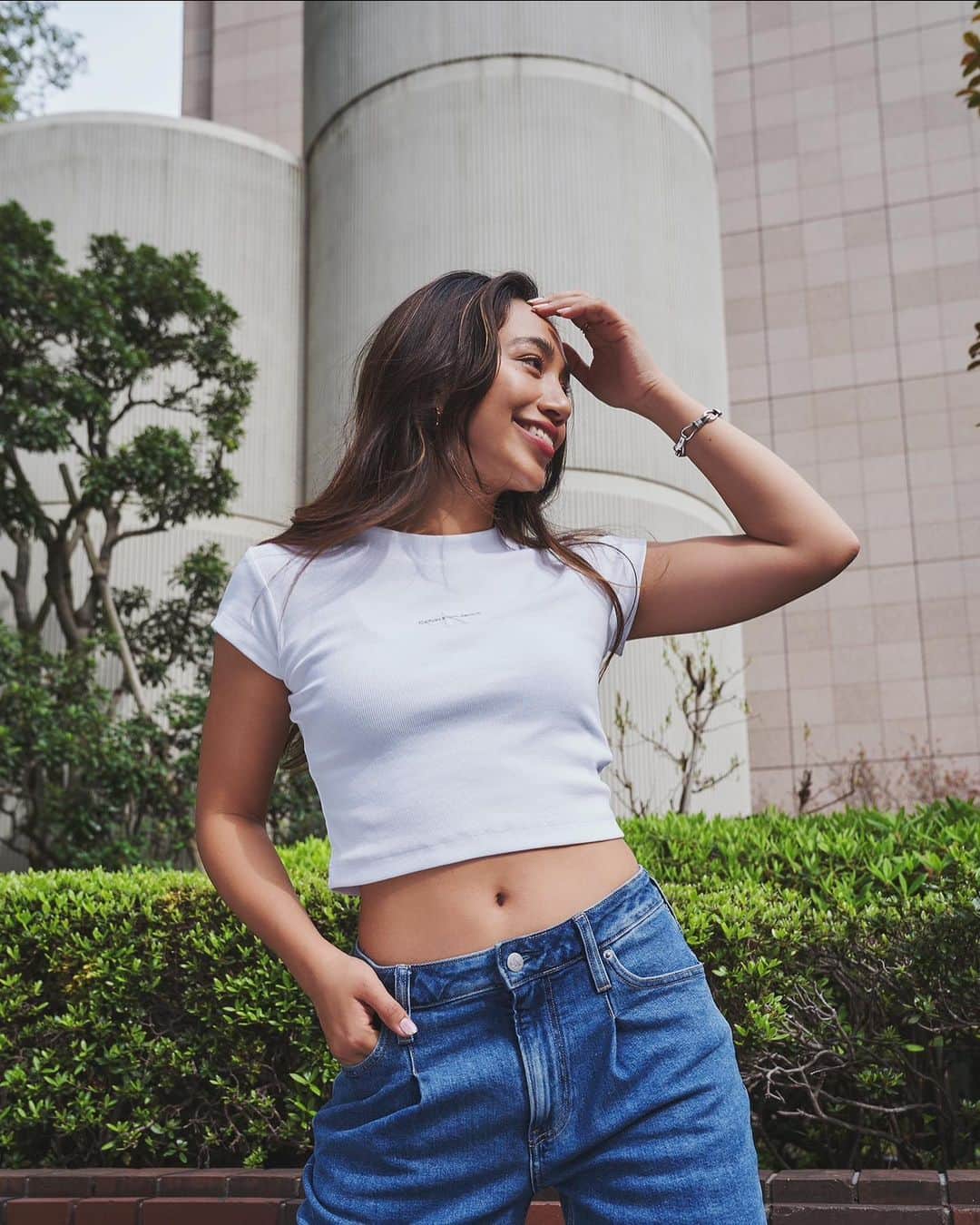 Megha Shrestha さんのインスタグラム写真 - (Megha Shrestha Instagram)「Get Inspired #mycalvins #マイカルバン   The best thing is to look natural, but it takes makeup to look natural / @calvinklein」4月7日 19時40分 - happy_story_14