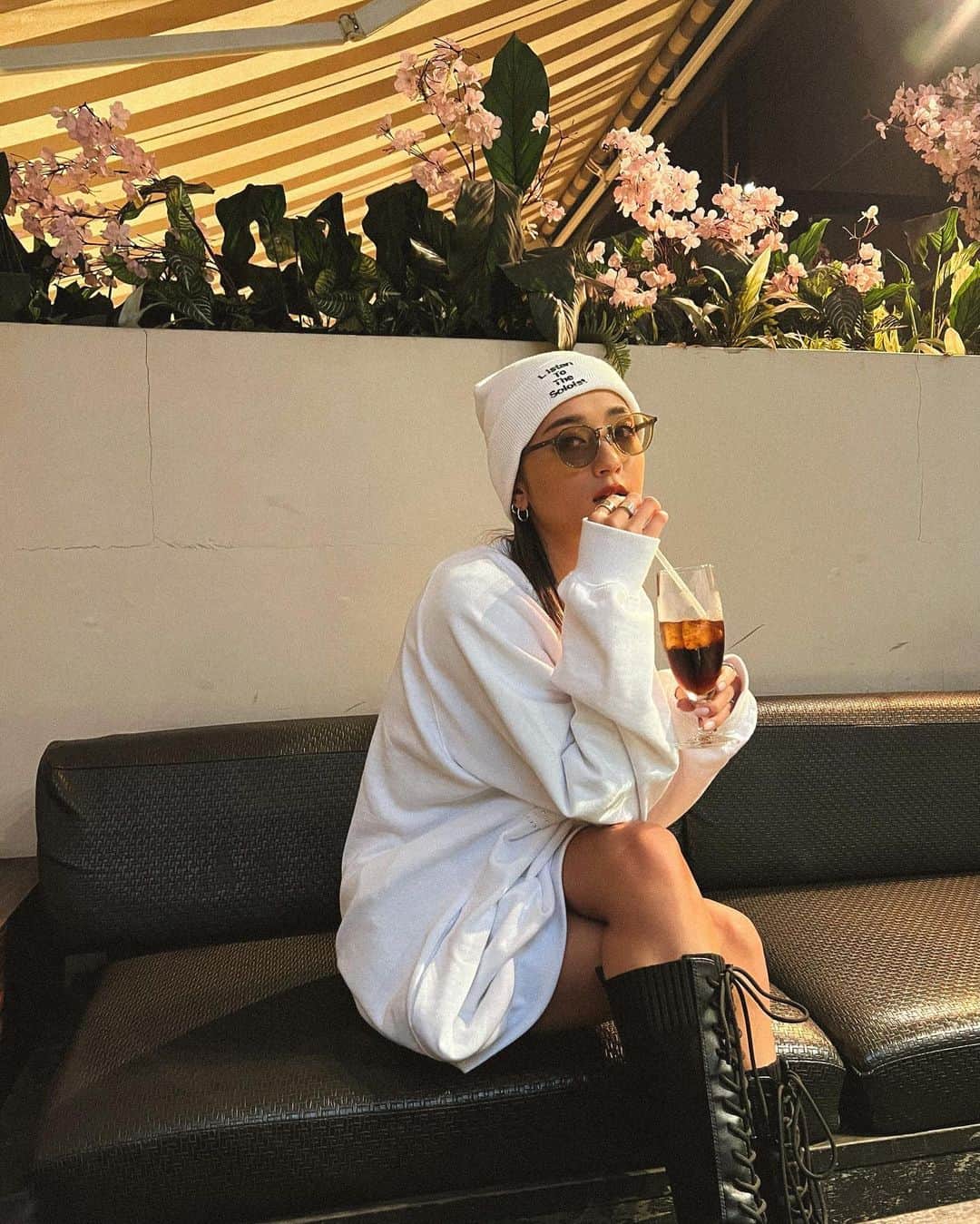 のインスタグラム：「． いつかのBBQするのに白い服着て行ったあほです😊⭐︎」