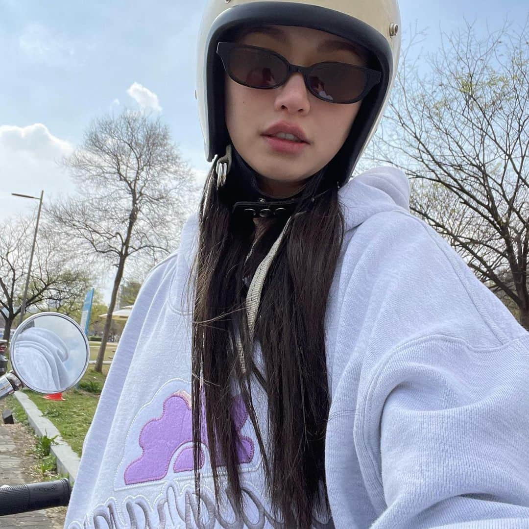 パク・ソラさんのインスタグラム写真 - (パク・ソラInstagram)「🌞🌥️🌞」4月7日 19時51分 - sora_pppp