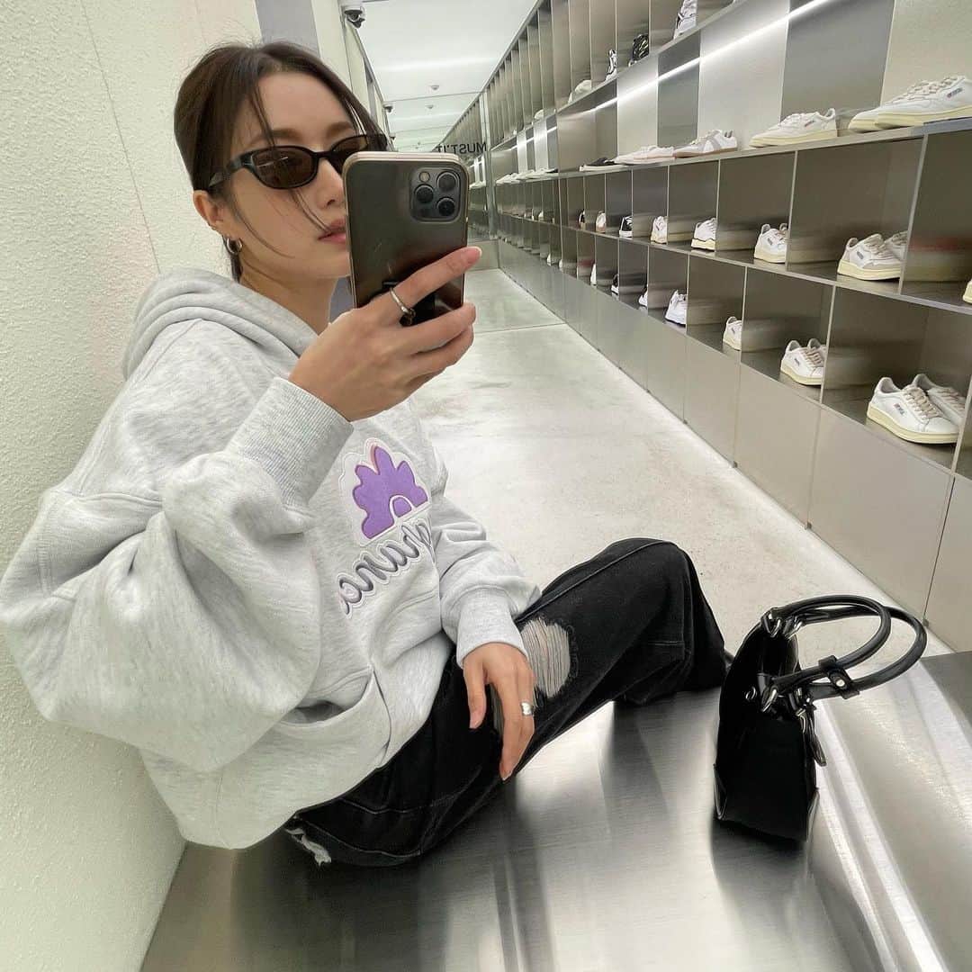 パク・ソラのインスタグラム：「🌞🌥️🌞」