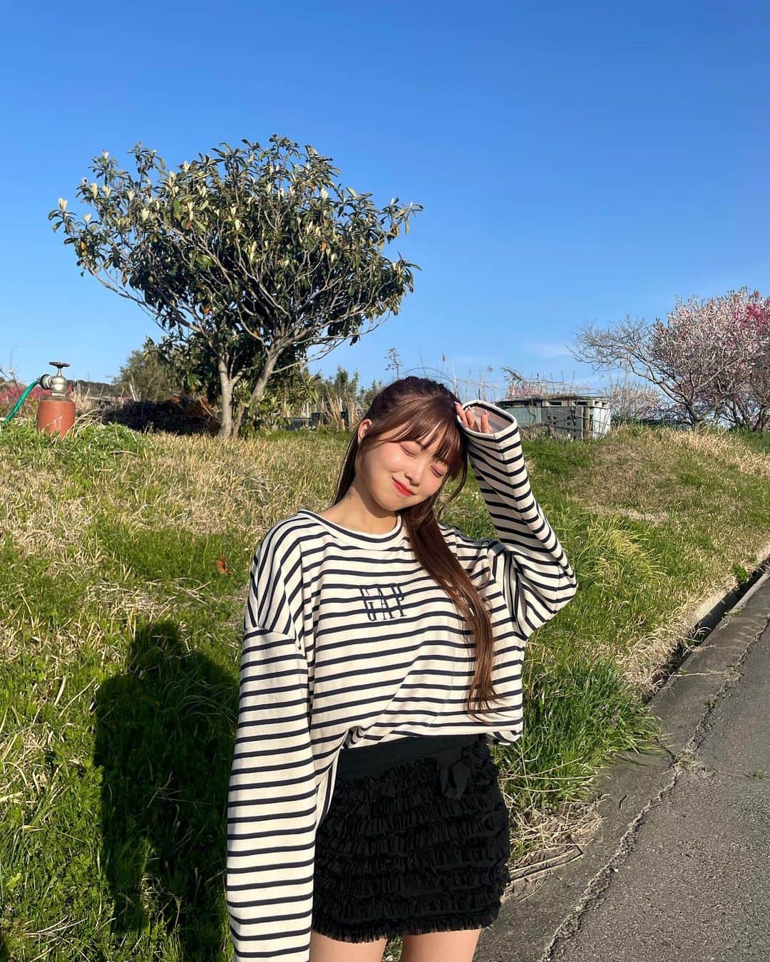 Kirariのインスタグラム：「お出かけの日🥱」