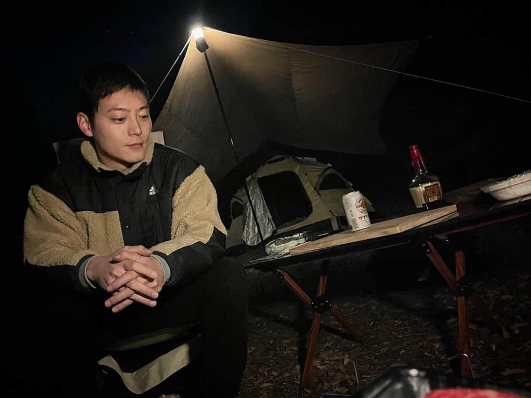 山口大地のインスタグラム：「今年初のキャンプ🏕  まだまだ夜は寒かったけど  とても心が洗われるいい時間でした  #キャンプ」