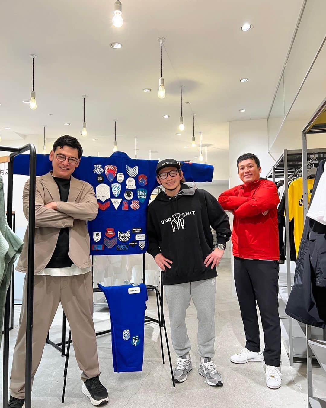 宮田麺児のインスタグラム：「宇野薫さんのもとへ ラララライ田崎くんと  柔術着を買いに  #宇野薫#ラララライ#柔術#格闘技#村上周#おしゃれ」