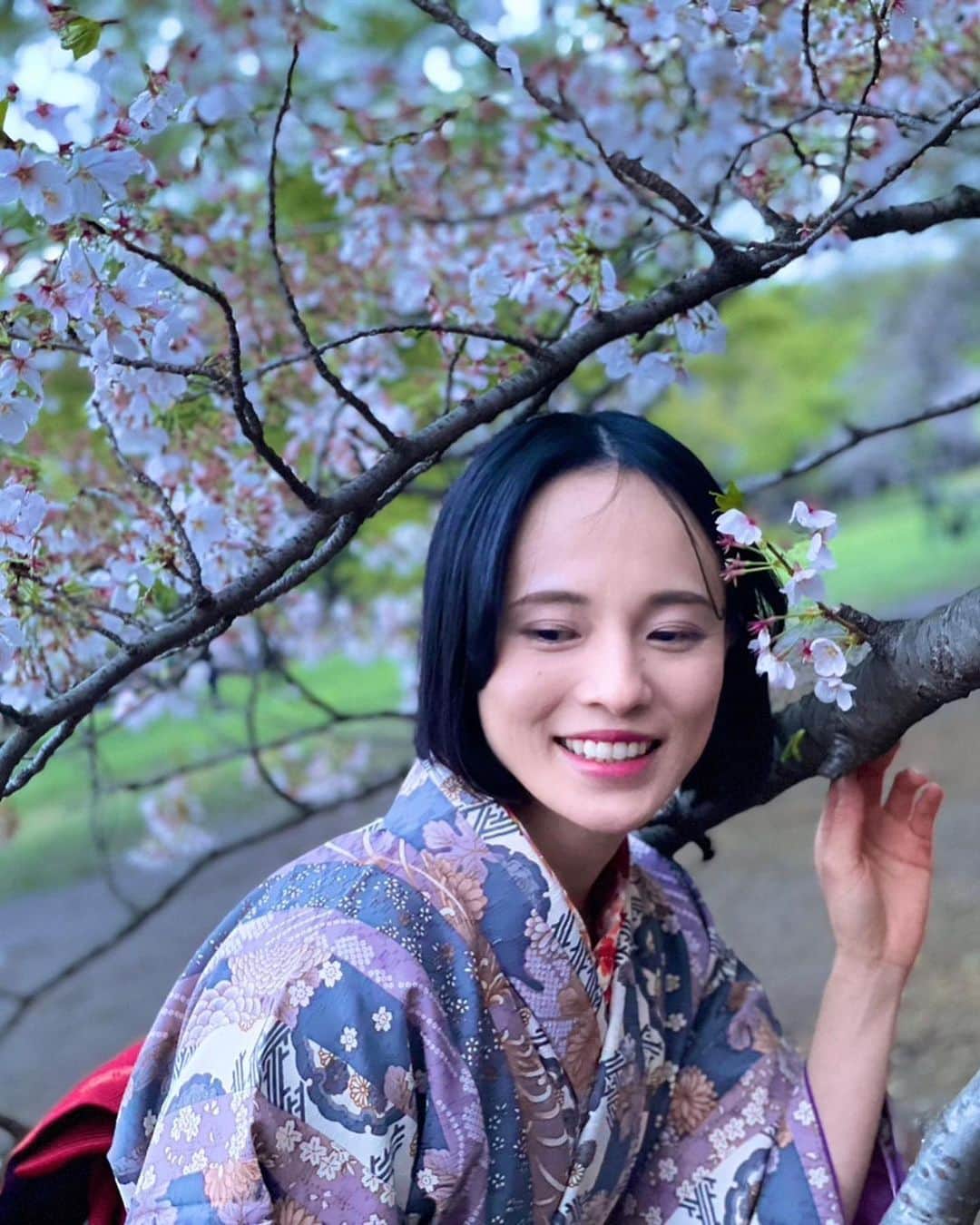 大湖せしるさんのインスタグラム写真 - (大湖せしるInstagram)「⁡ ⁡ ⁡ #sakura #kimono #myfriends ⁡ ⁡」4月7日 14時18分 - cecile_daigo