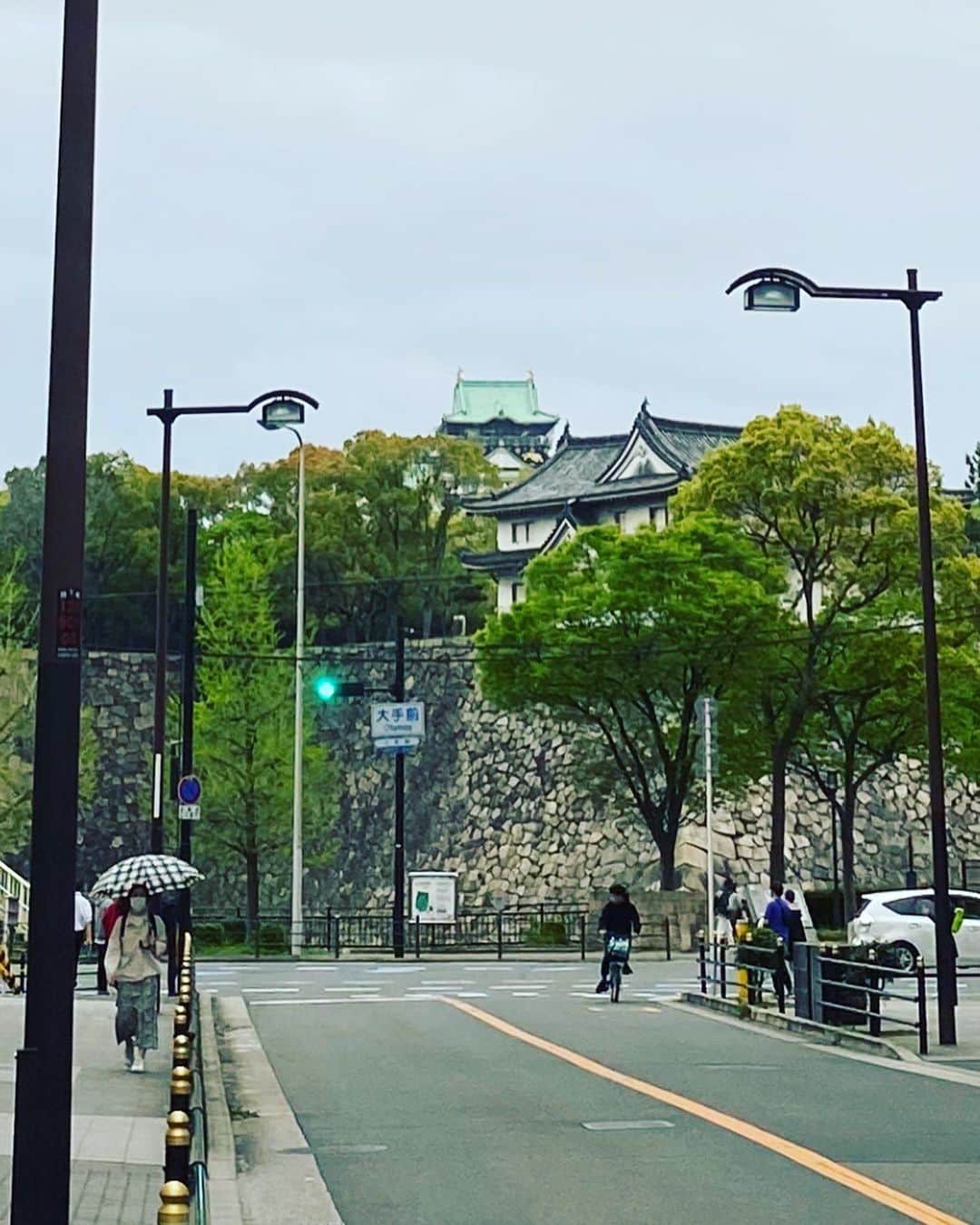 多賀公人さんのインスタグラム写真 - (多賀公人Instagram)「大阪出張。初めて京橋のホテル泊。京橋も多分初。どことなく映画村みたいな懐かしい雰囲気が好き。焼きカレー食べて帰ります。  #大阪　#京橋　#出張　#焼きカレー　#business  #trip #rain #happy #多賀公人　#アナウンサー」4月7日 14時34分 - kimito_taga