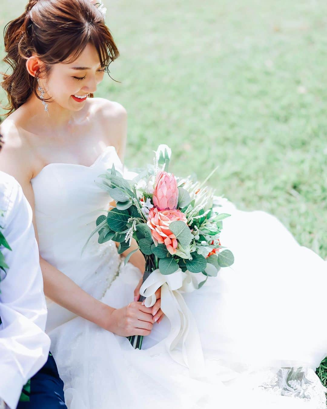 吉田有希さんのインスタグラム写真 - (吉田有希Instagram)「Wedding Photos👰‍♀️💐💗 #wedding #lastyear #hawaii #beach #memories #❤️」4月7日 15時13分 - yuuki329_h