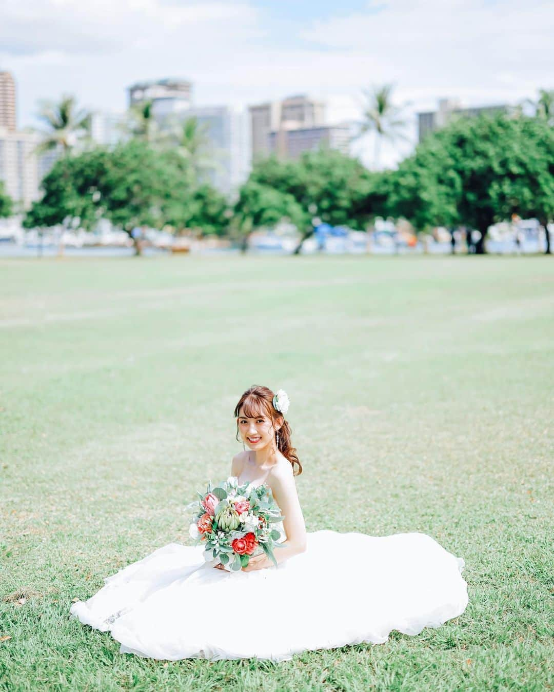 吉田有希さんのインスタグラム写真 - (吉田有希Instagram)「Wedding Photos👰‍♀️💐💗 #wedding #lastyear #hawaii #beach #memories #❤️」4月7日 15時13分 - yuuki329_h