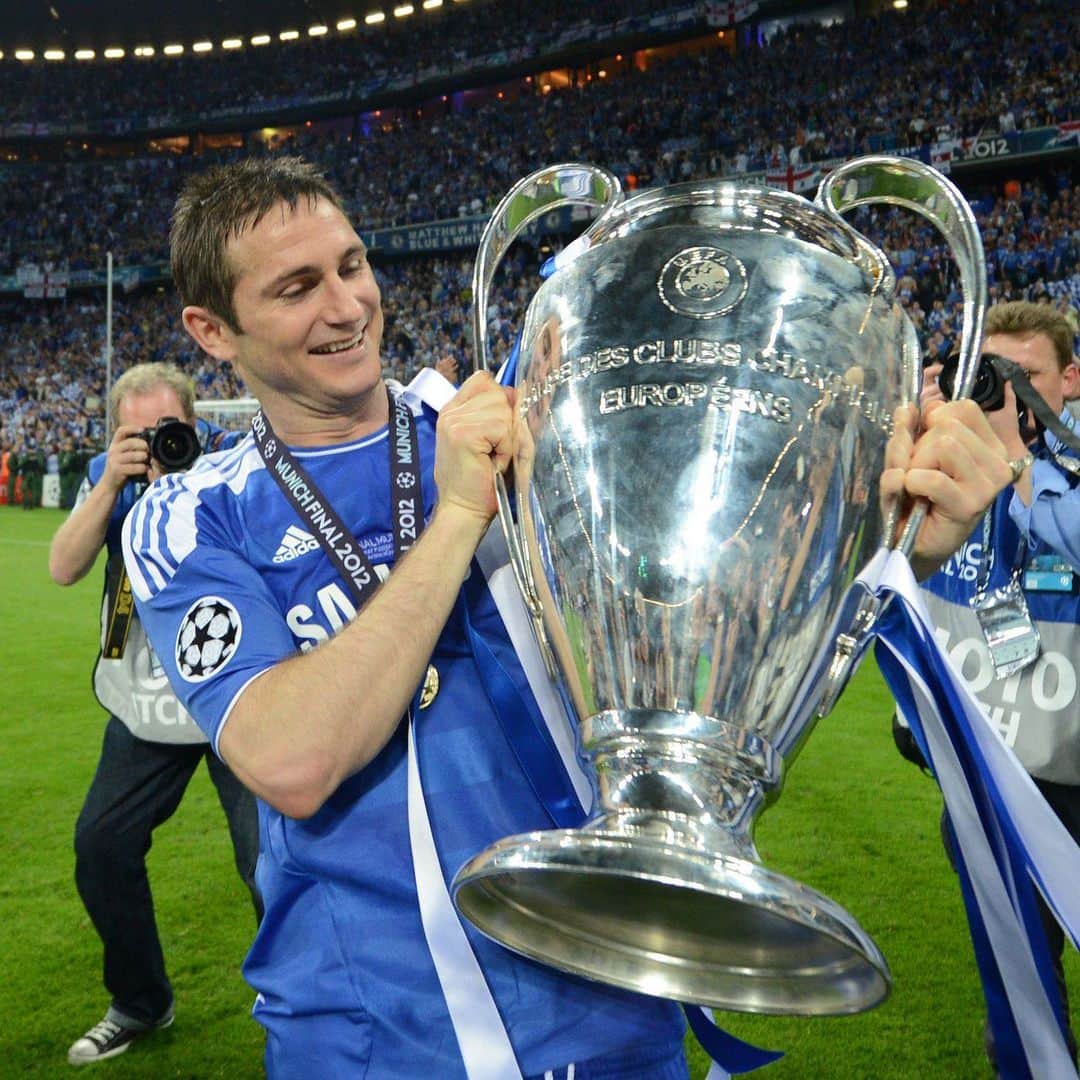 ジョン・テリーのインスタグラム：「Good Luck @franklampard @chelseafc 💙」