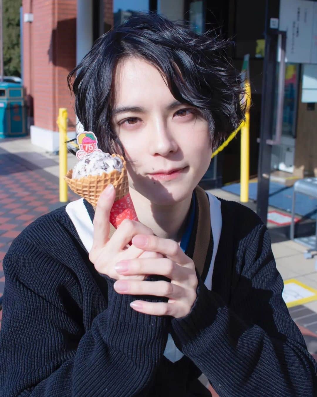 のインスタグラム：「今日の和樹ボーイ #もっと腕にシルバー巻くとかさ #ならサ店に行くぜ #デュエルスタンバイ #いいね返し#雰囲気好きな人いいね#今日のコーデ#彼氏感#メンズメイク#メンズヘア#ootd #fyp #selfie 	#picoftheday#photooftheday #portrate #instagood #fasion #japanese	#dailylook #데일리#ジュノンボーイ #ファッションコーデ」