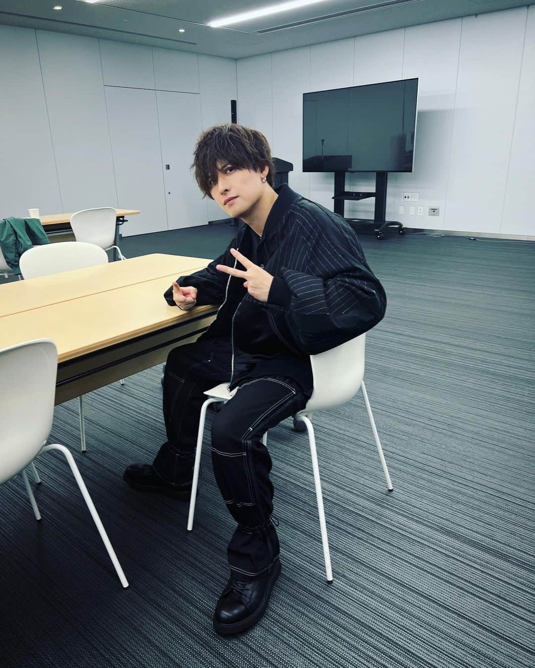 上原大史のインスタグラム：「昨日の大史  #WANDS #上原大史」